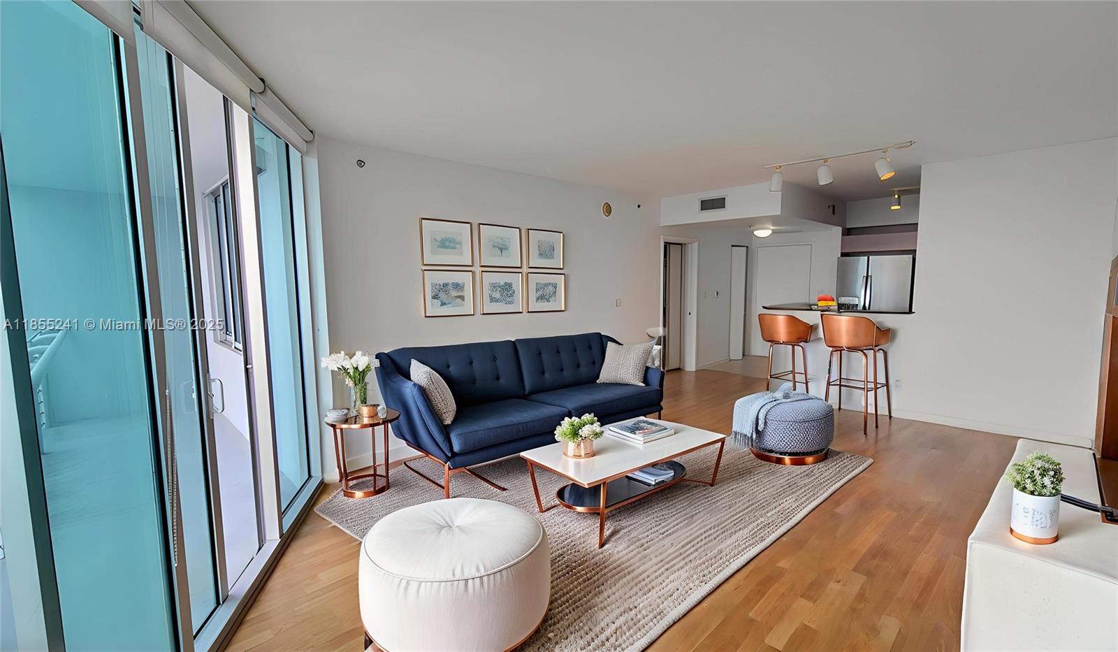 325 S Biscayne Blvd #3218, Miami FL 33131