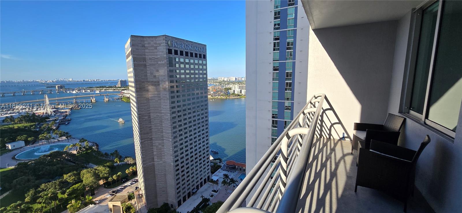 325 S Biscayne Blvd #3218, Miami FL 33131
