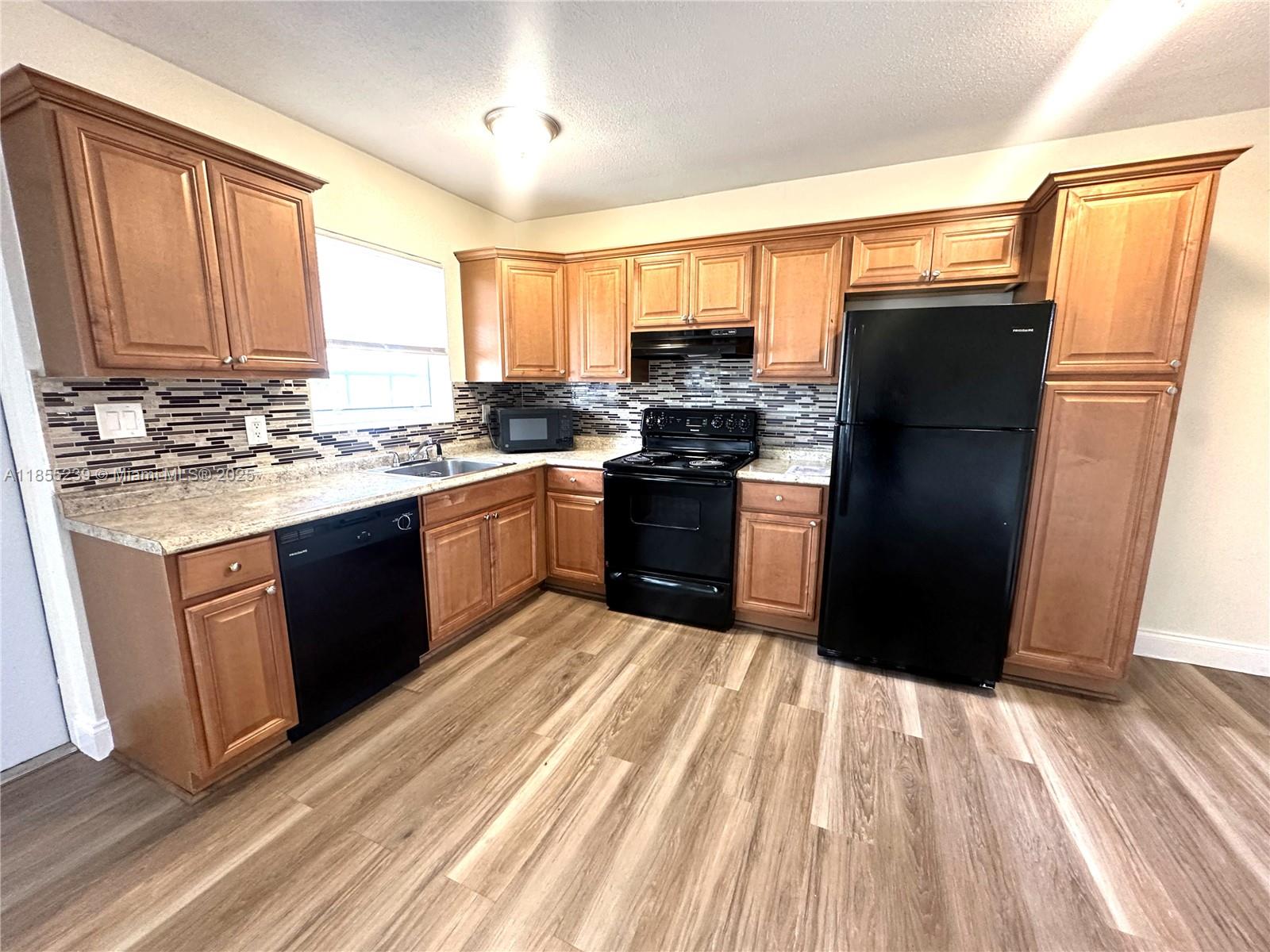 Property photo # 2
