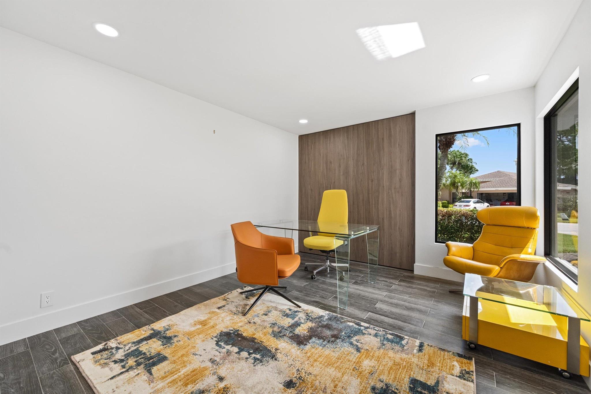 6878 Touchstone Circle