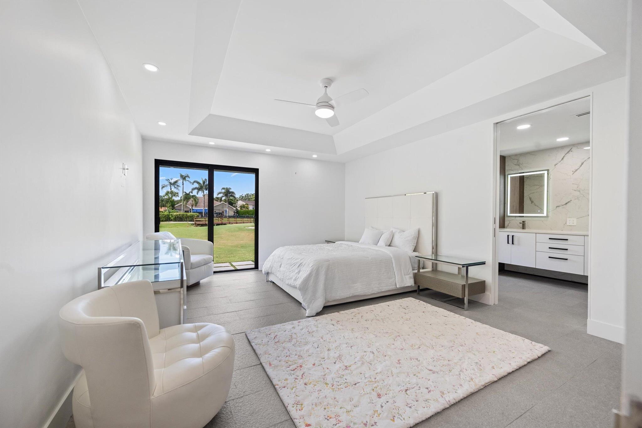 6878 Touchstone Circle