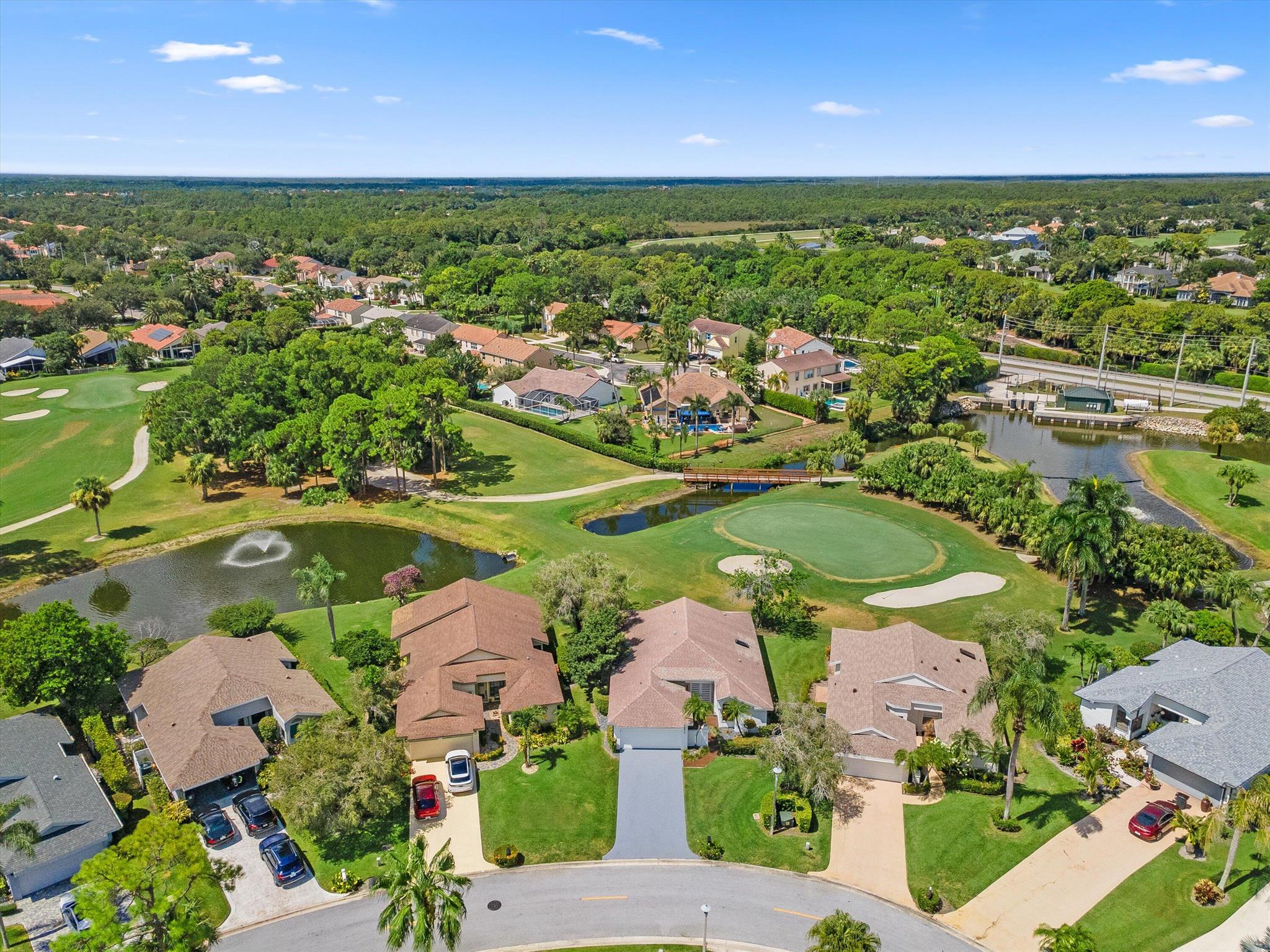 6878 Touchstone Circle