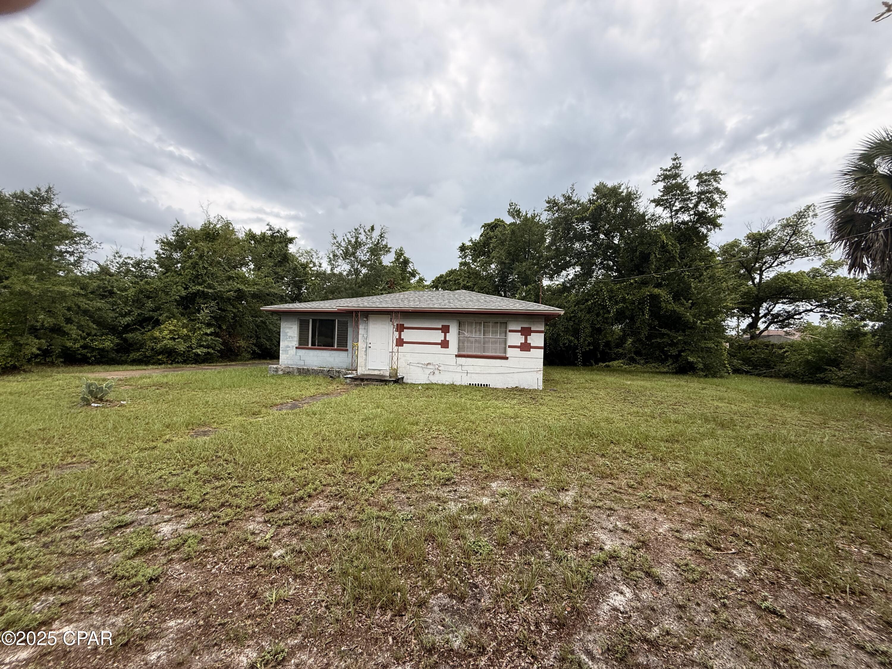 Image 17 For 1001 Cypress Avenue