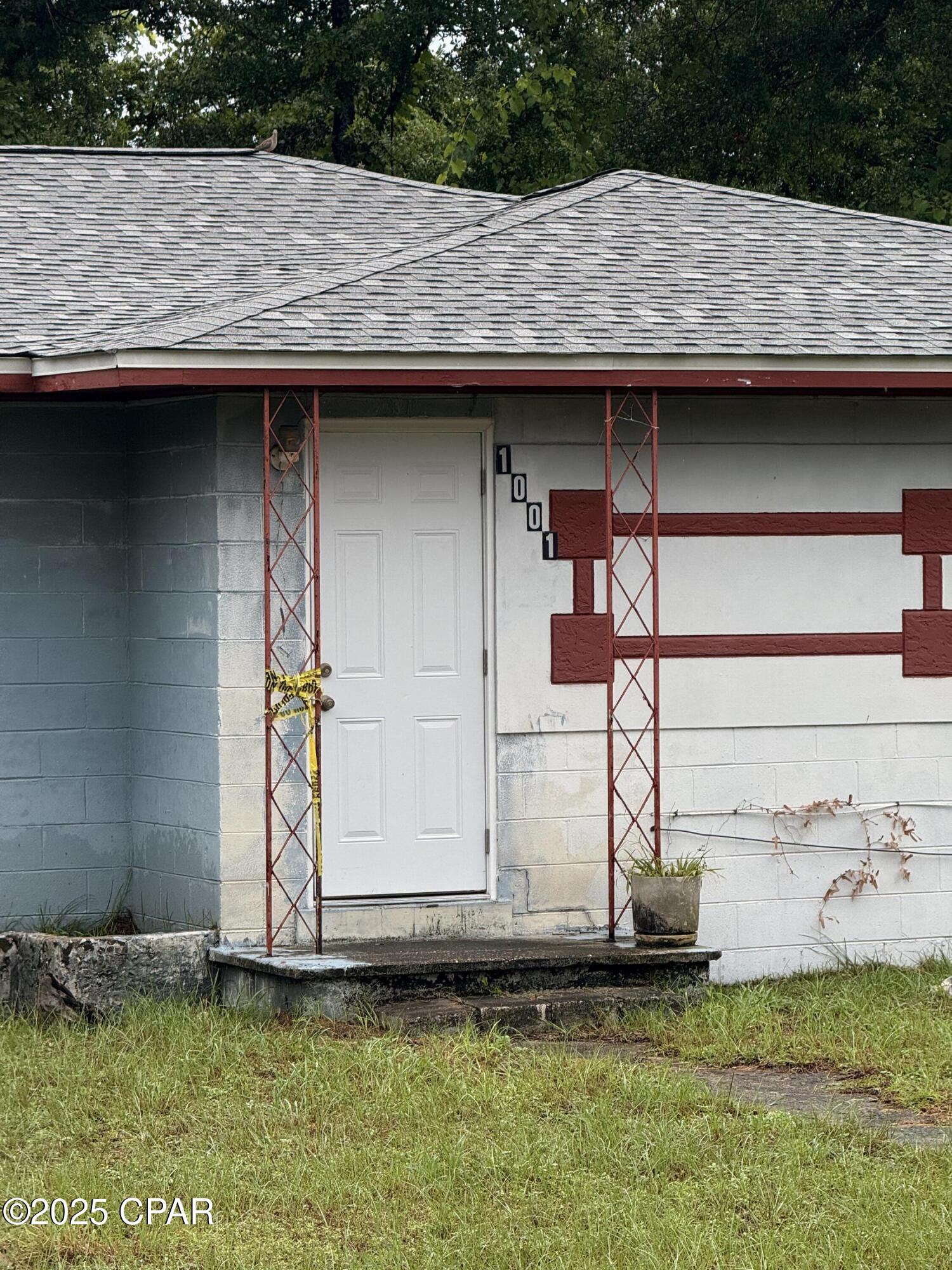 Image 3 For 1001 Cypress Avenue