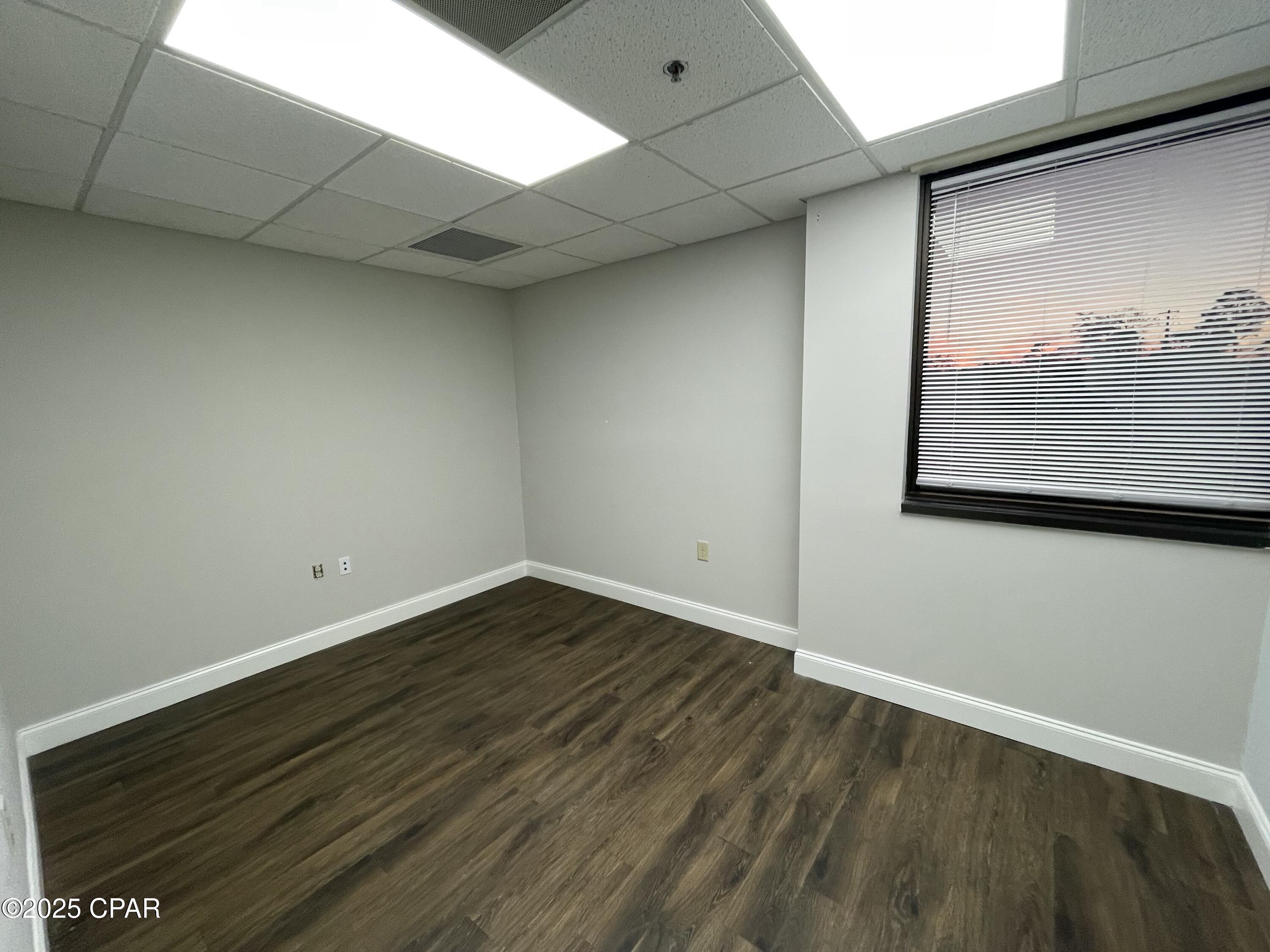 9cd_hlzchqgw9q1pym1i054uicwrv6xsdmahotu4iaq