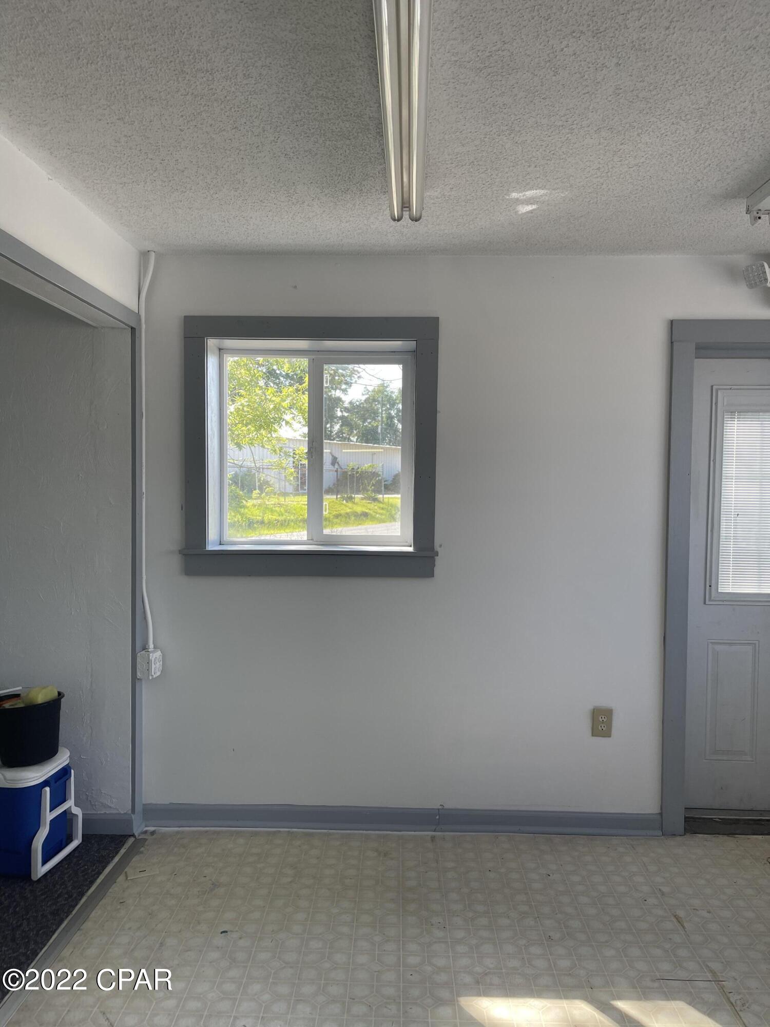 1hfiks2mvvzx3mof5kjeqo0qn6jbssrmn9xudz2xqtu