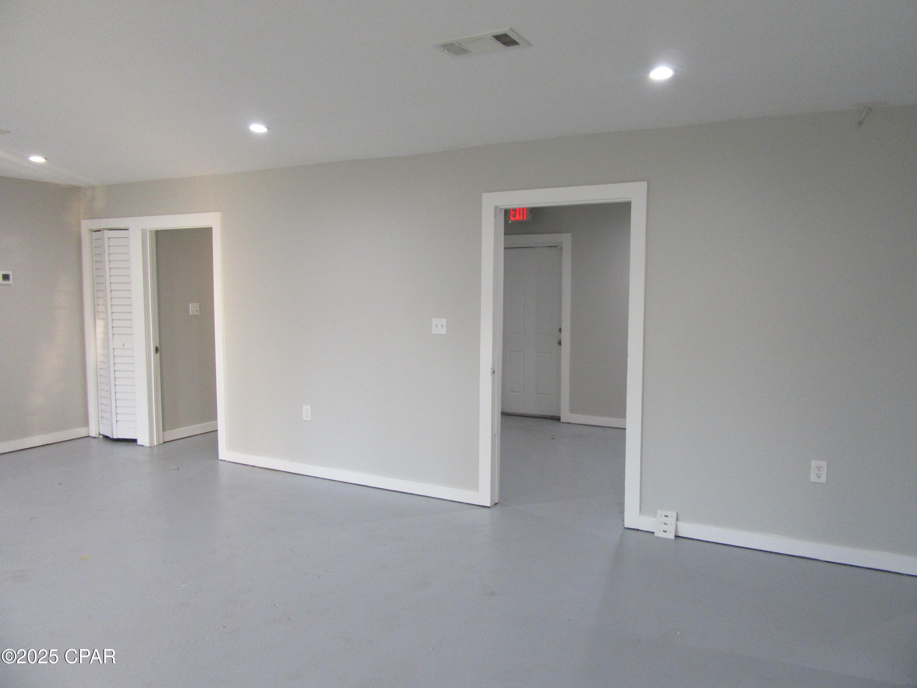 Cttlalj8f1o9ezio9r6eoyfdelb1ch518xa6i2d0ily