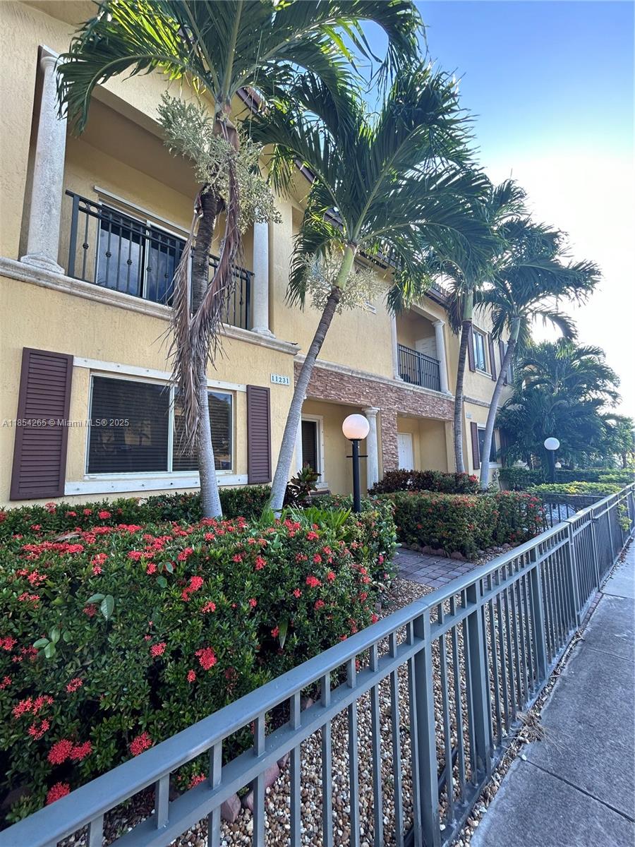 Property photo # 6