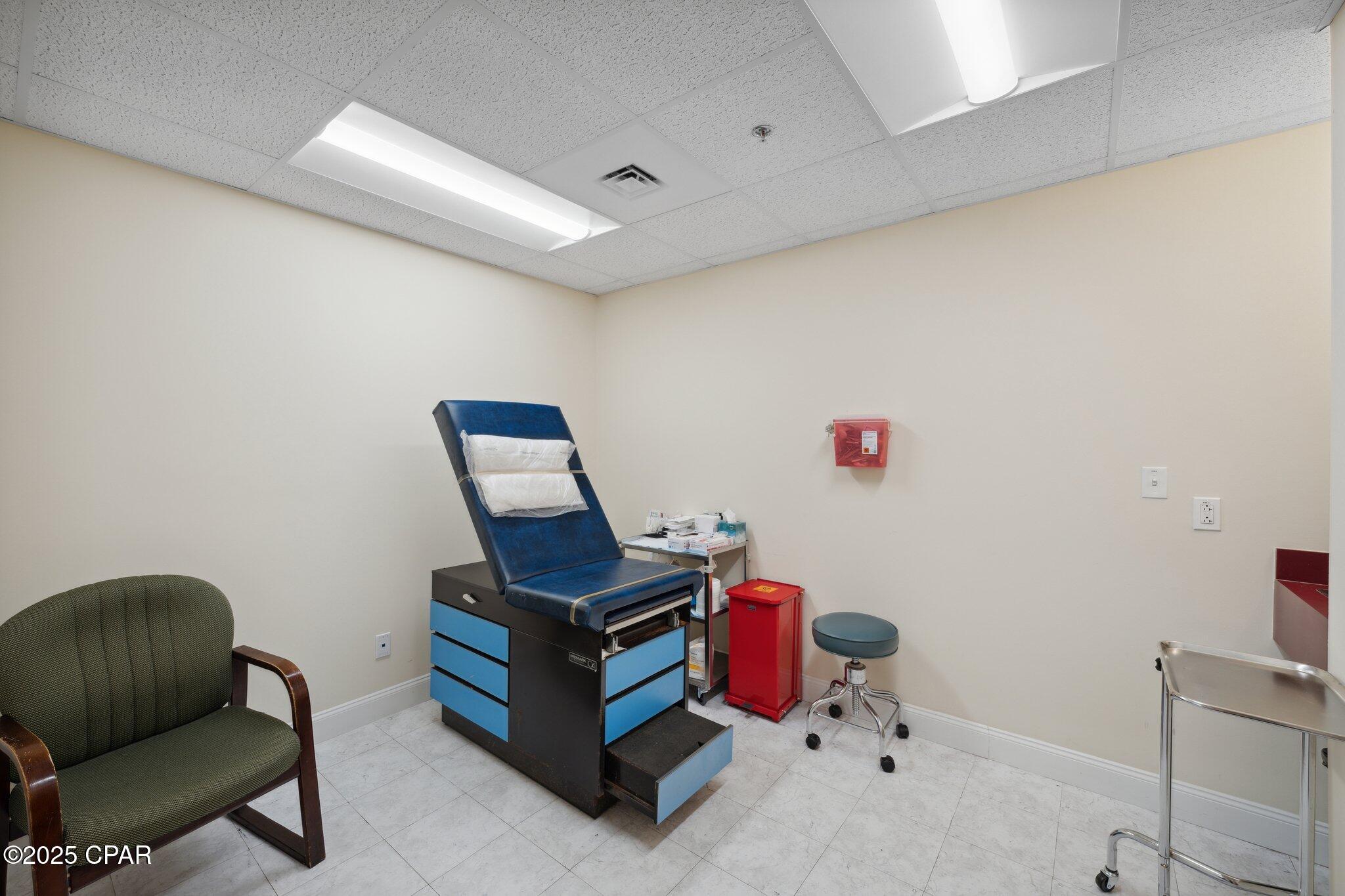 Lffehszxx0toe2eyumiwlf4udgncztr9lu4d8_z4csc