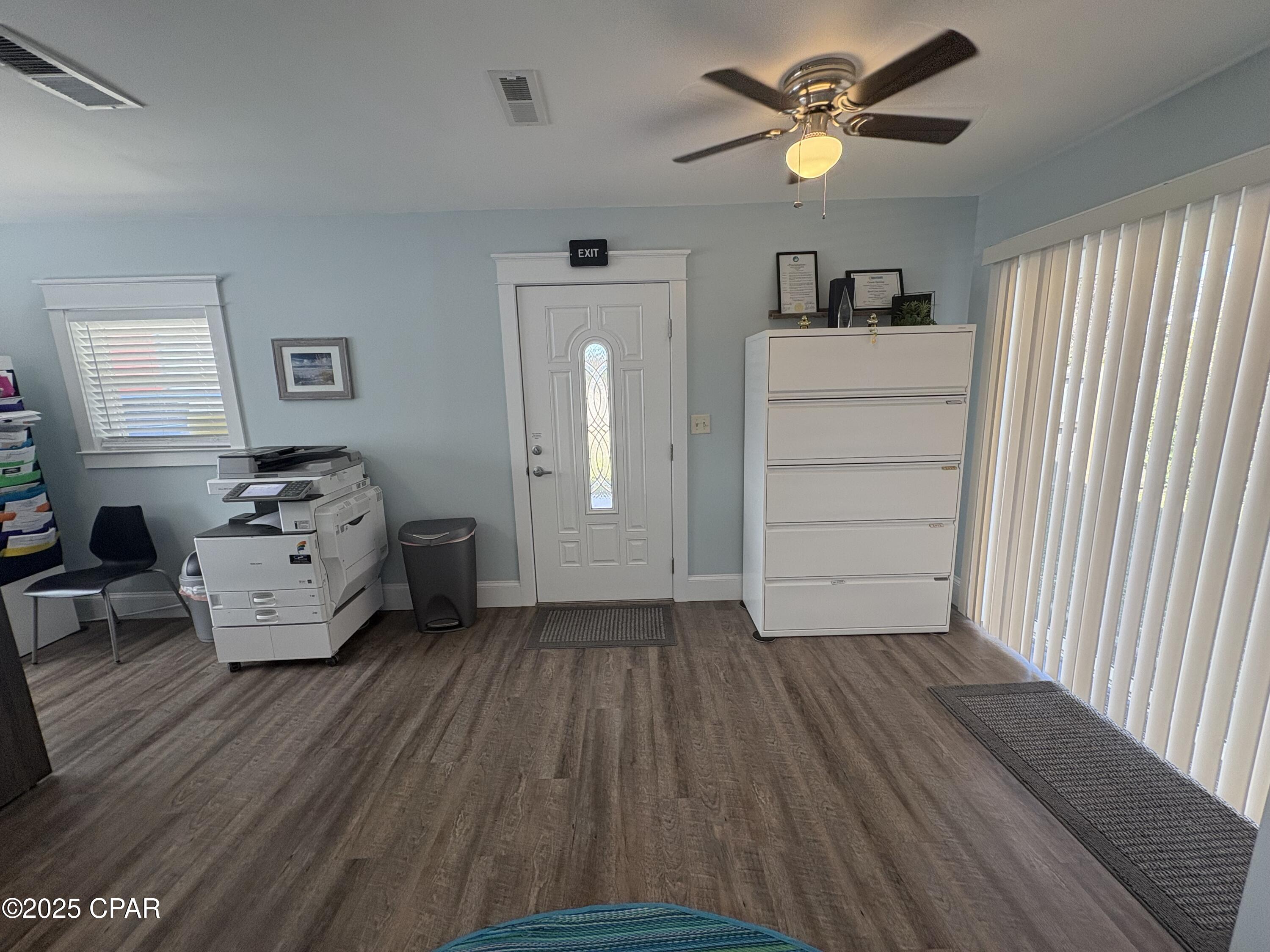 Lzzggscldccuwj2qjxdupwwyk1ptuaujb_1bvczzw04