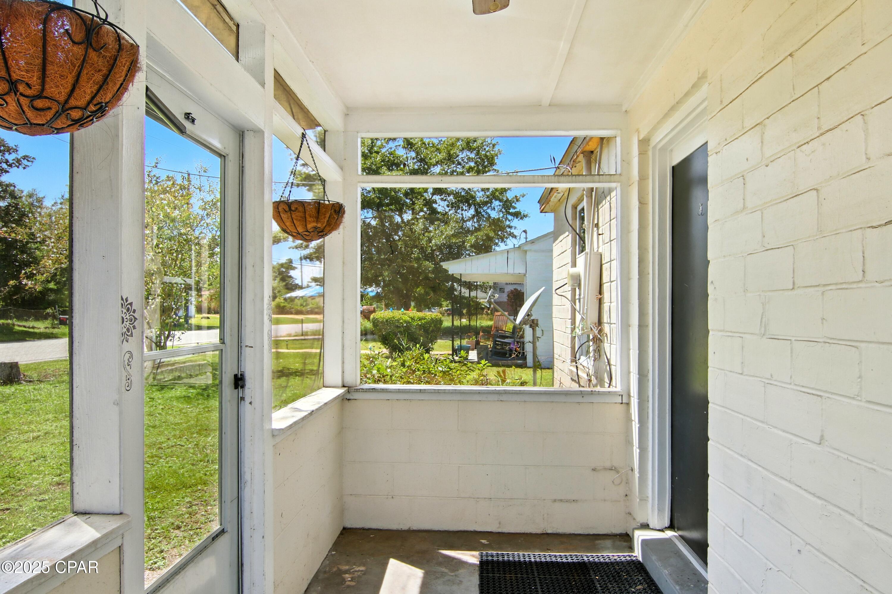 Image 4 For 1324 Lincoln Drive