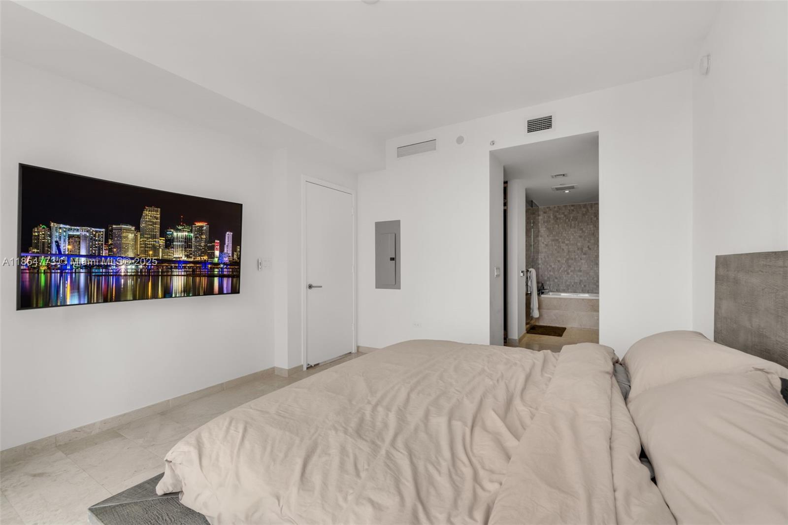 Property photo # 6