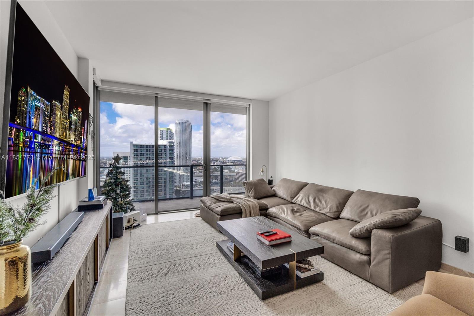 Property photo # 4