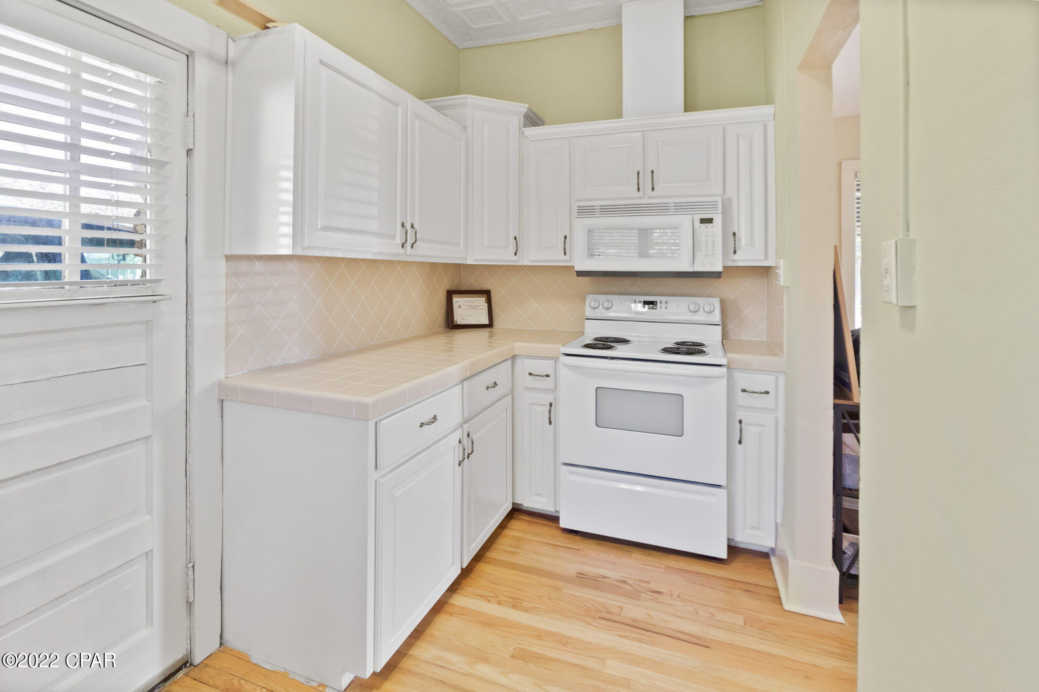 Gwiuz 7cskvn85dqgyzjgglnqgaq4sqfabxfi_uunys