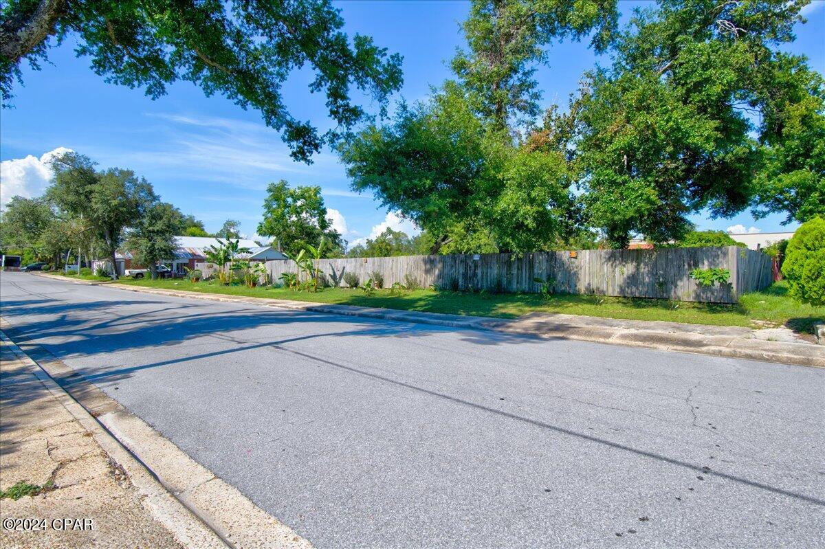 Bn4bivv Z5z1jug4pxnyvba1dewdroxsc8s3pccxl_q