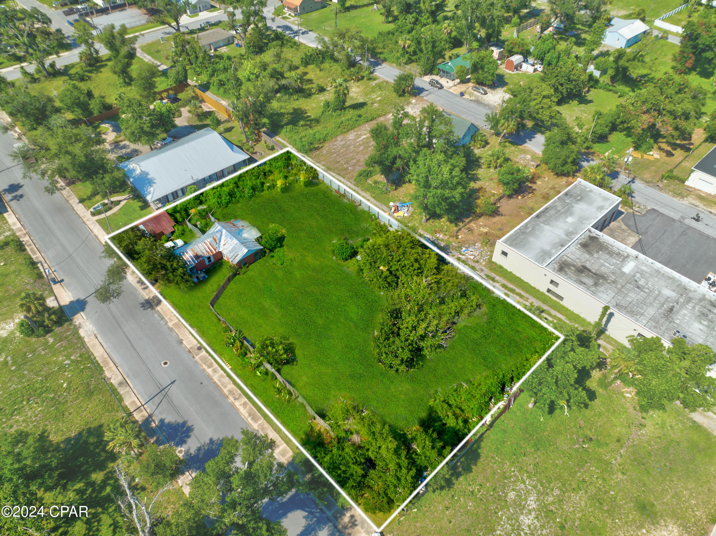 Lelvdyxbttn_32zs_qn8z46m5x8ld99rjbq7xax Zeu