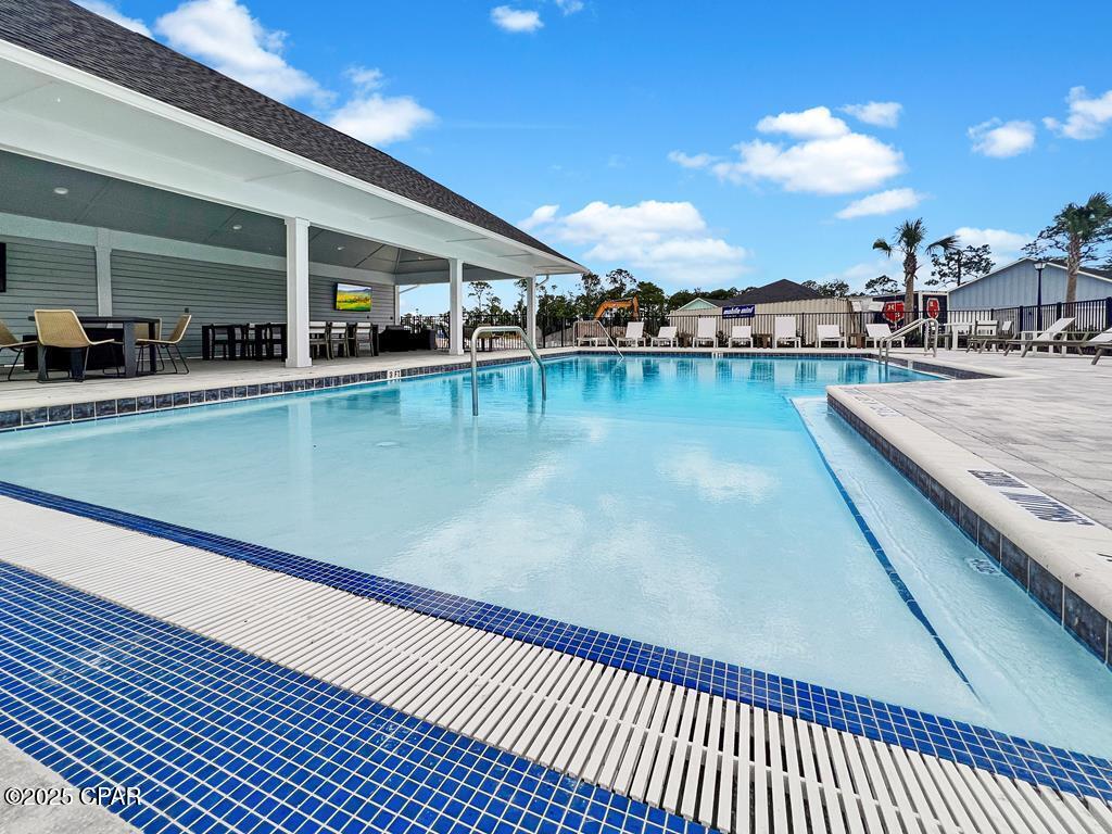 _ngnpdatoekpn0krayy_t Vp5ema64tkpvo9cg1_kws