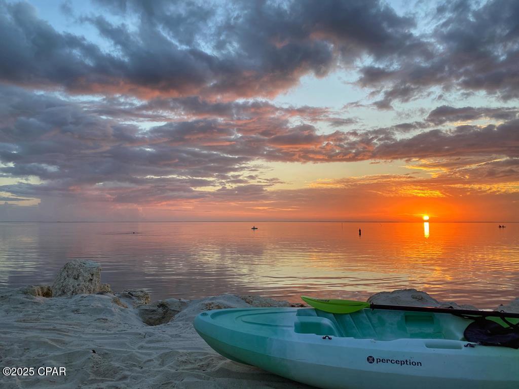 Antgtck0q7bisyyt6kb2xufby2wmonkpkbj_6ngihzk