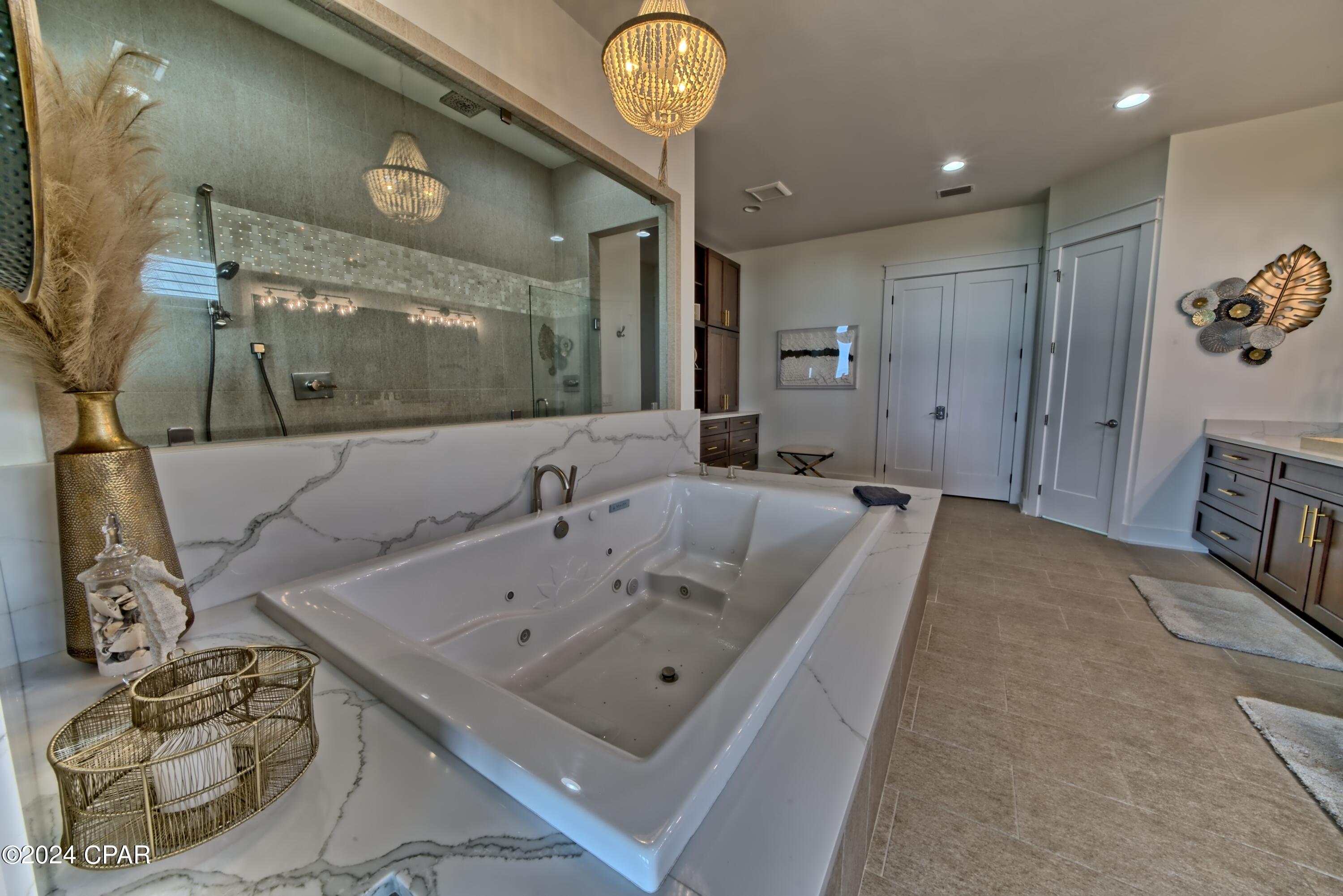 Wwvxb9tj57dynf65ezwovxecpajgczh8ug9jj2kypsa