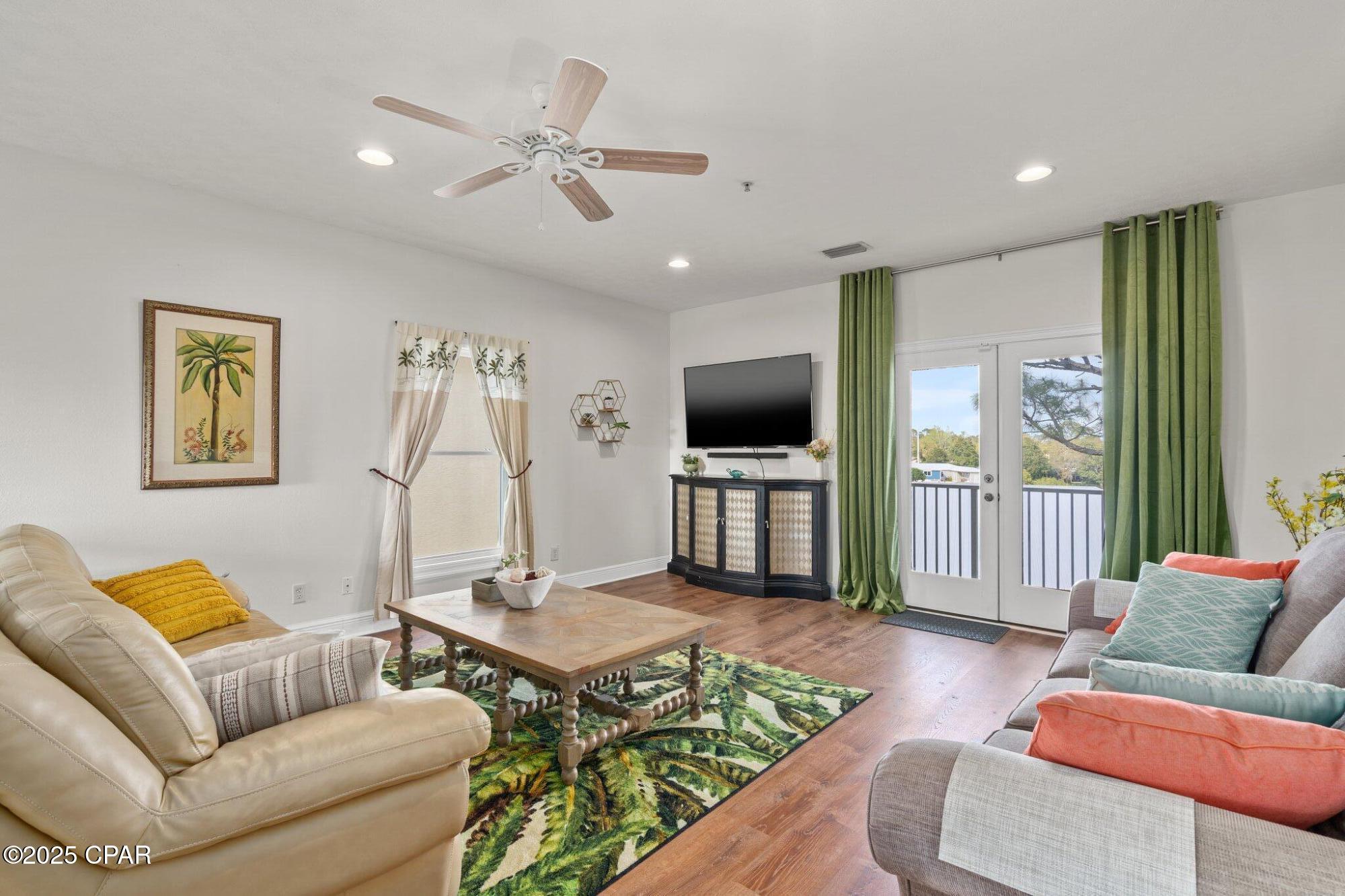 Image 11 For 204 Bonita Circle F
