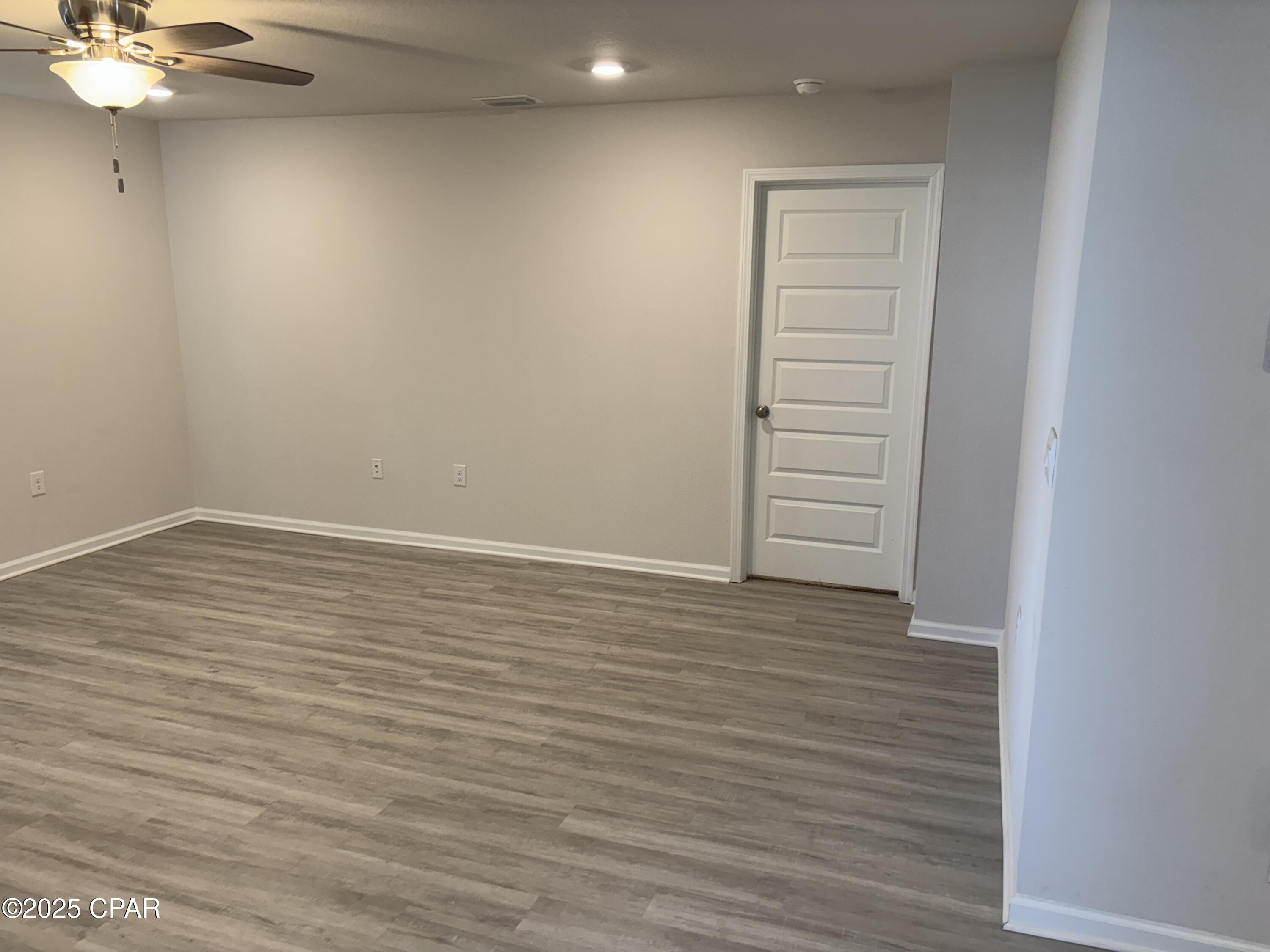 Ihfhxnxiv03a28gdvcwgeuwrhowd7msermgqot Oro4