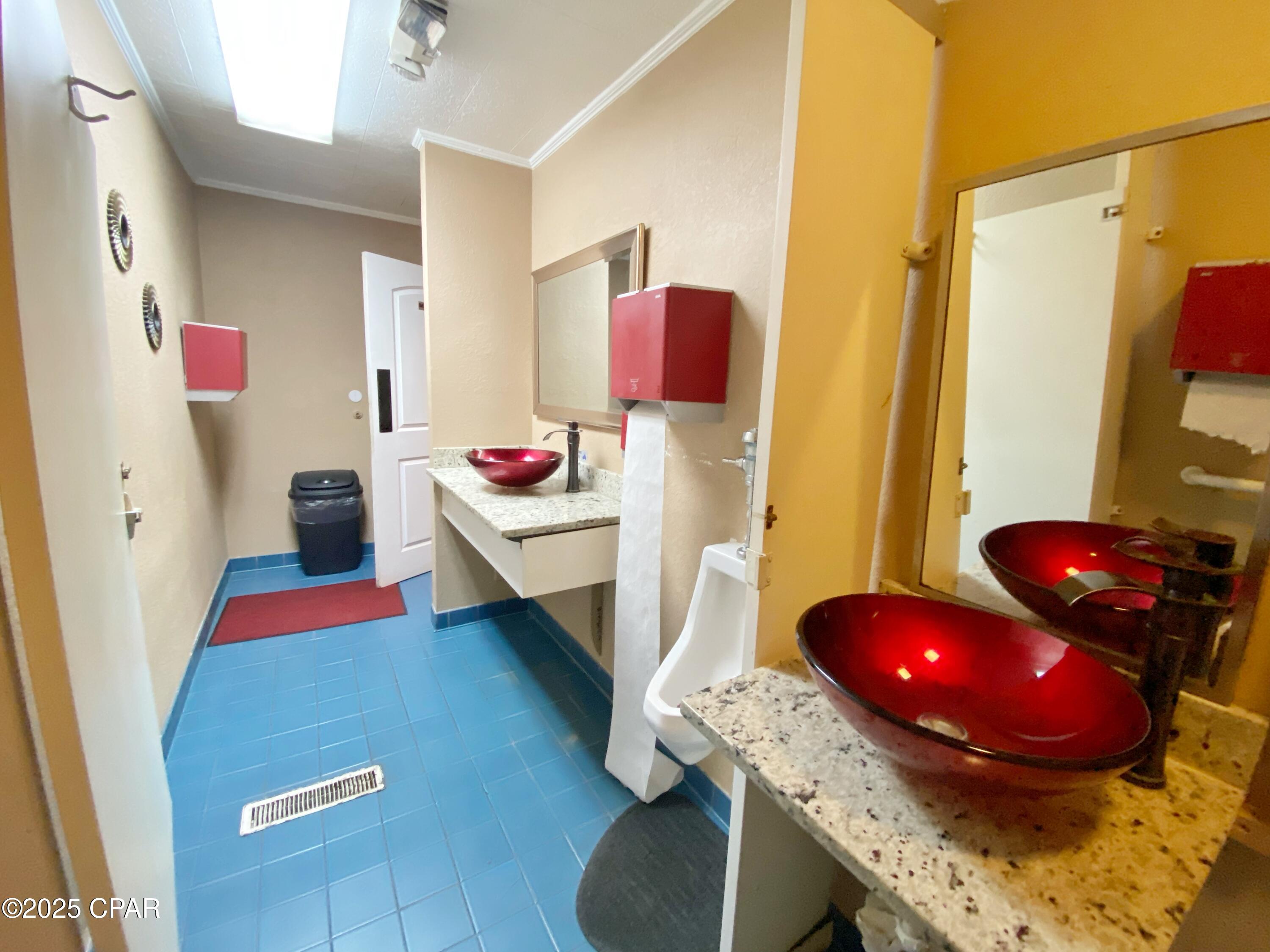 Gyic62scqx2fvqahec58fo_vbfcygcomcinhvtr652a