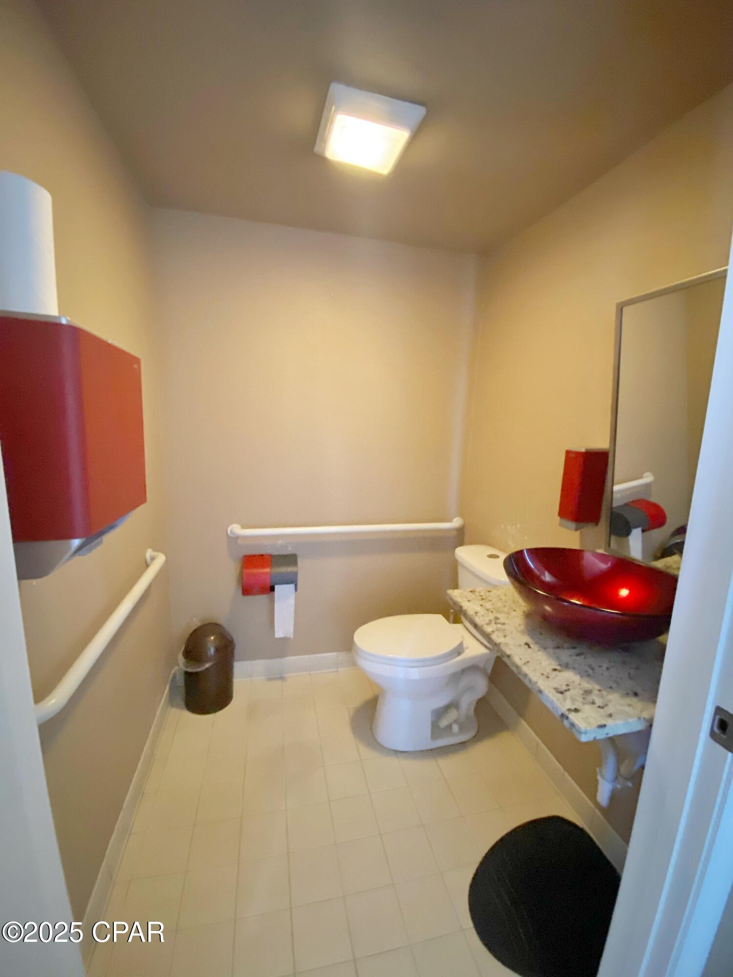 P_cn8g7smpbwxvafnvkrnl8urss97gnwye82b5r6iic