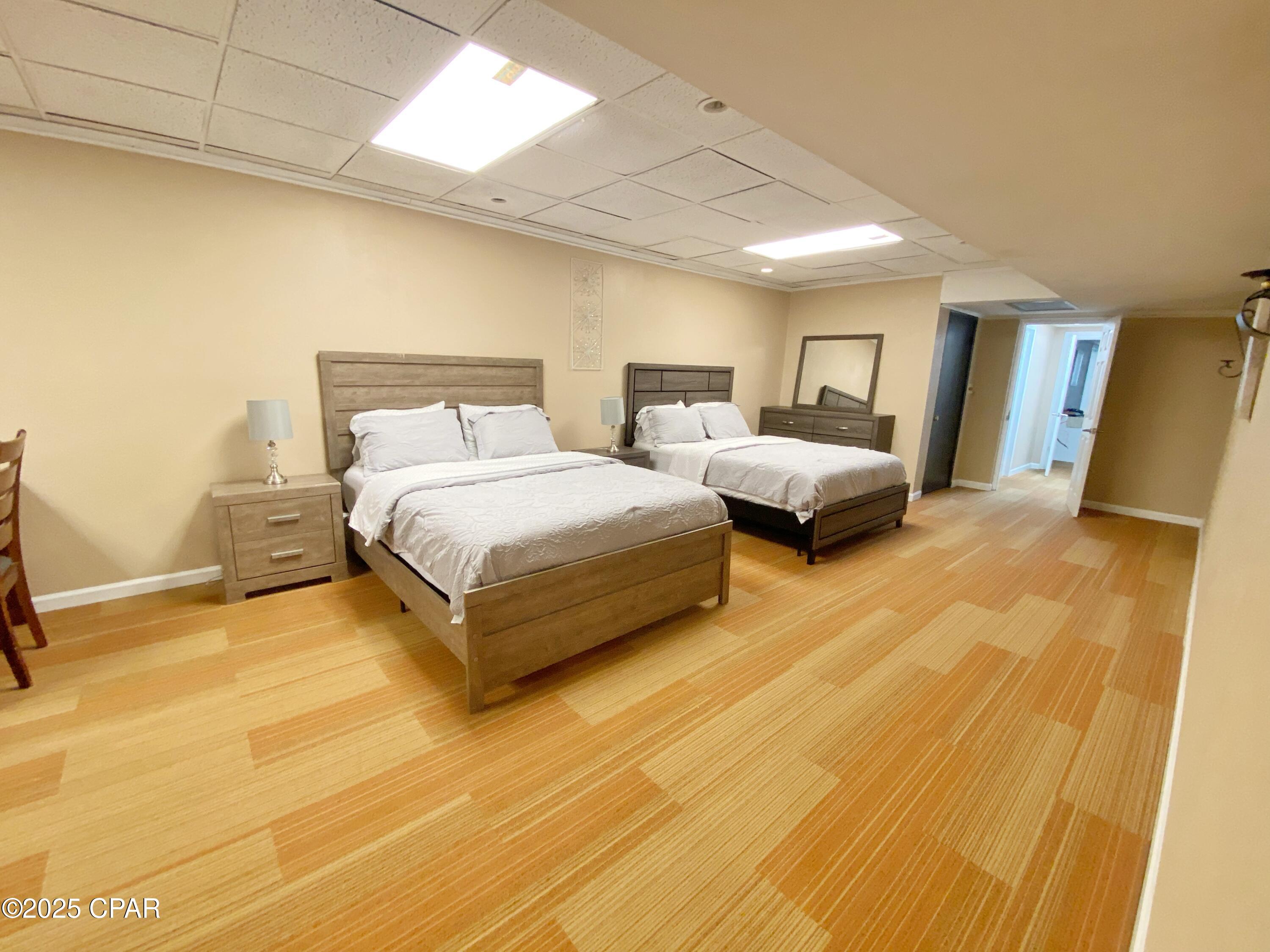 Ixwhkirii42fyrcbp27l7vapz5883flulw5oa1e0z_m