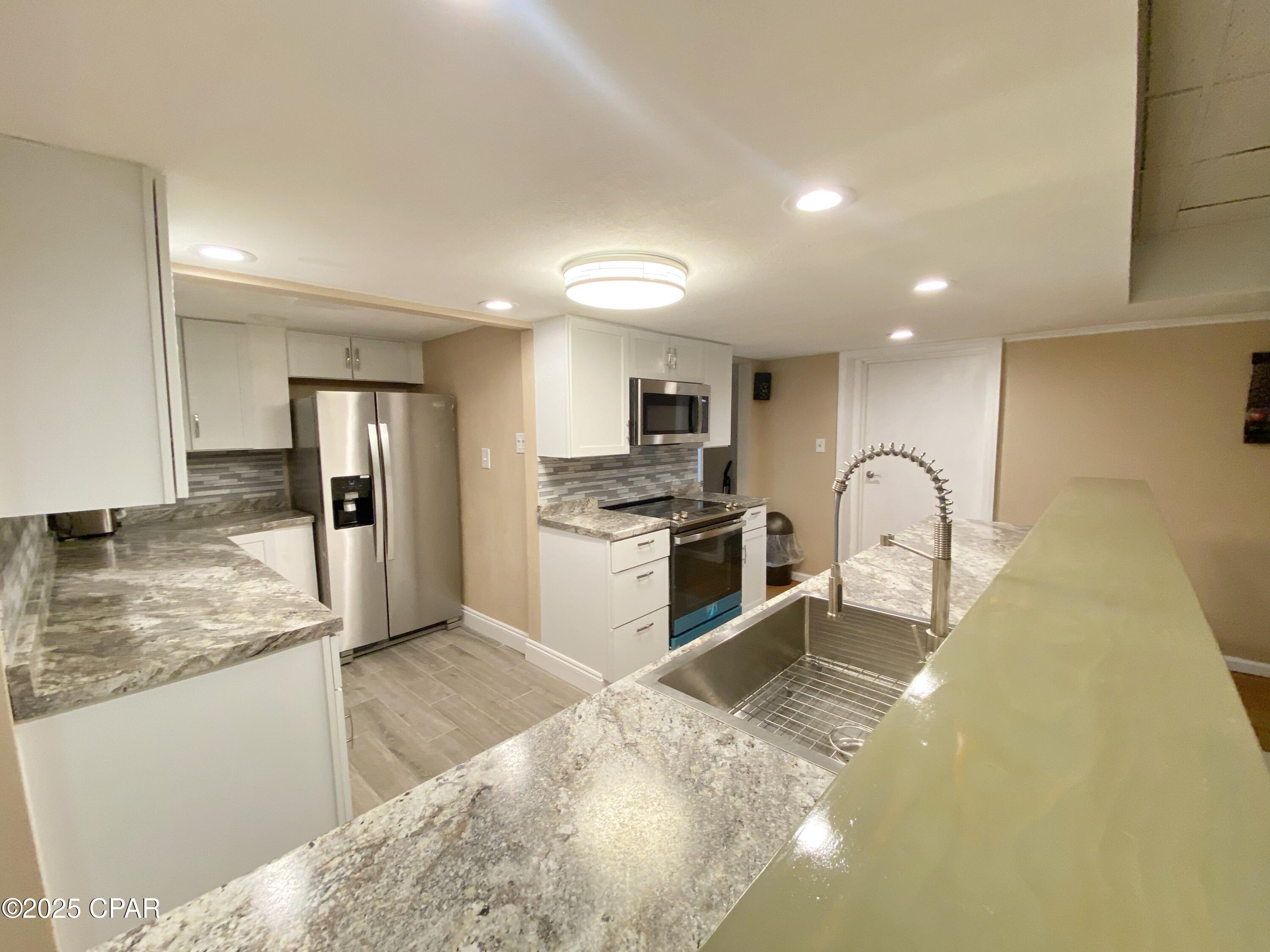 Jshhhy7exayacv Jpigcbyhvc Vi808fgkb6dzl9 S8