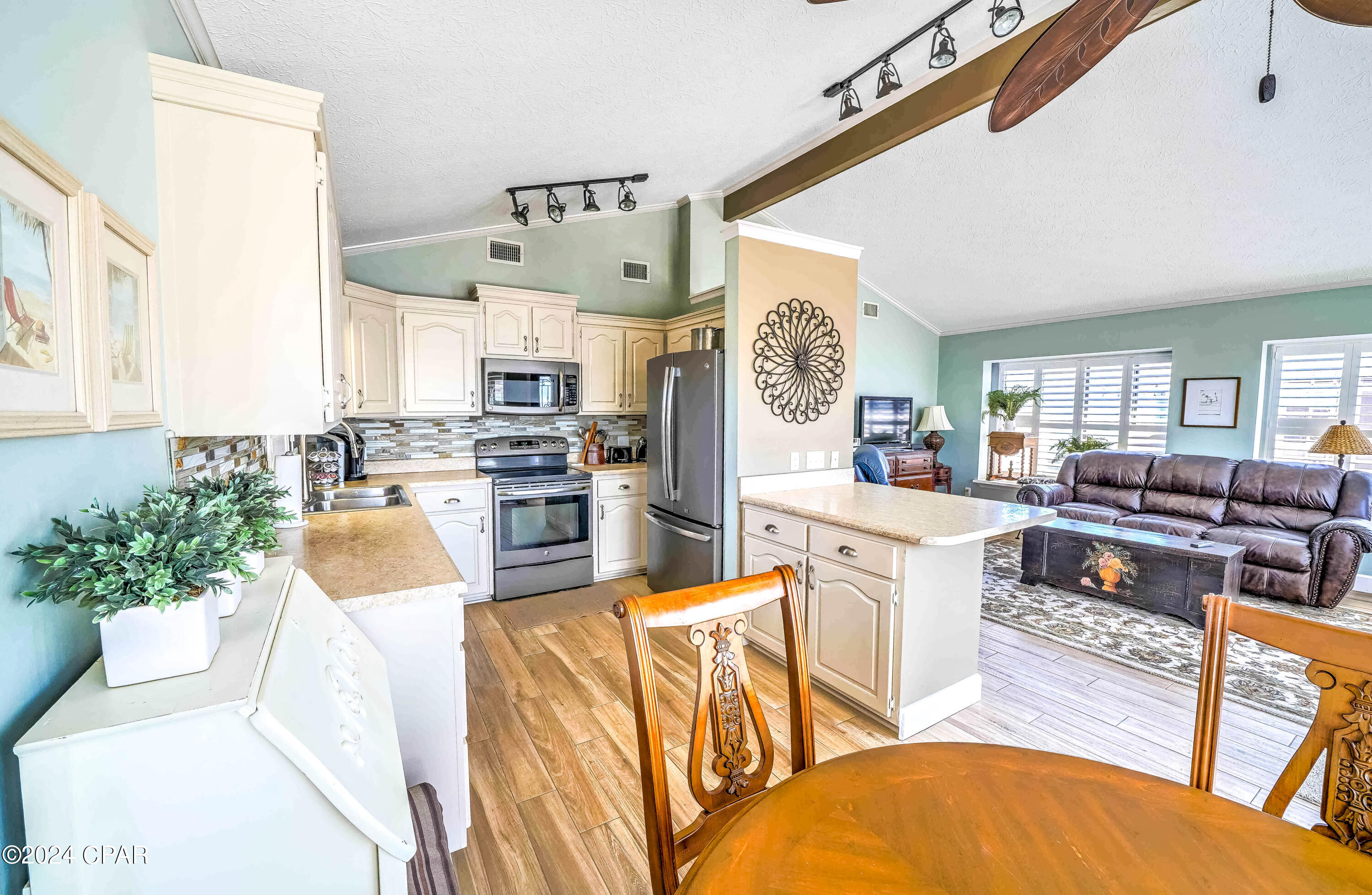 Avnh_f9jpidlv9omglnskewyx2stdctmgjcduw4 8tu