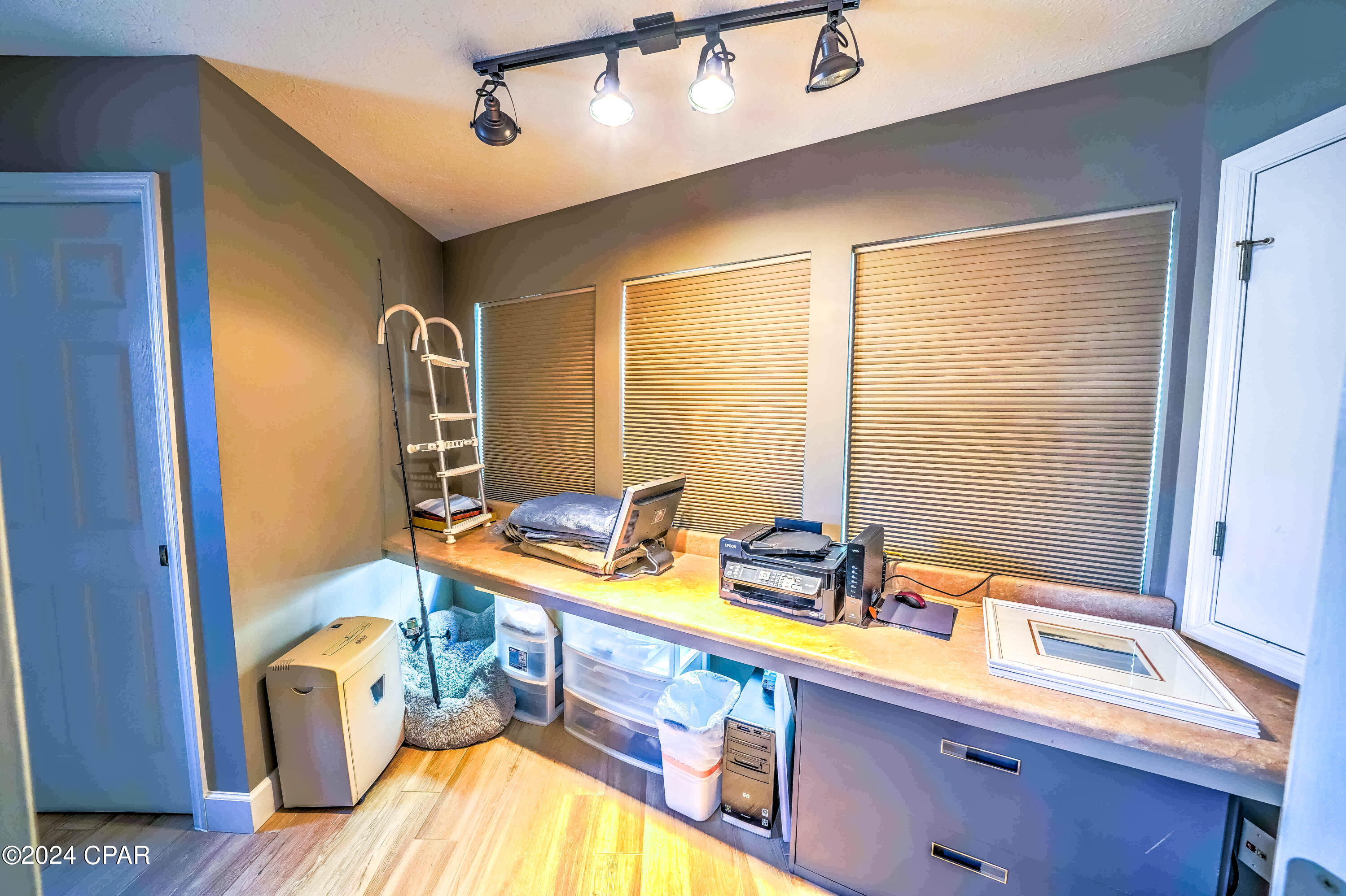 Uvezcqpmmgden1oj Kibiviav03eaps2qa55xgr6fz8