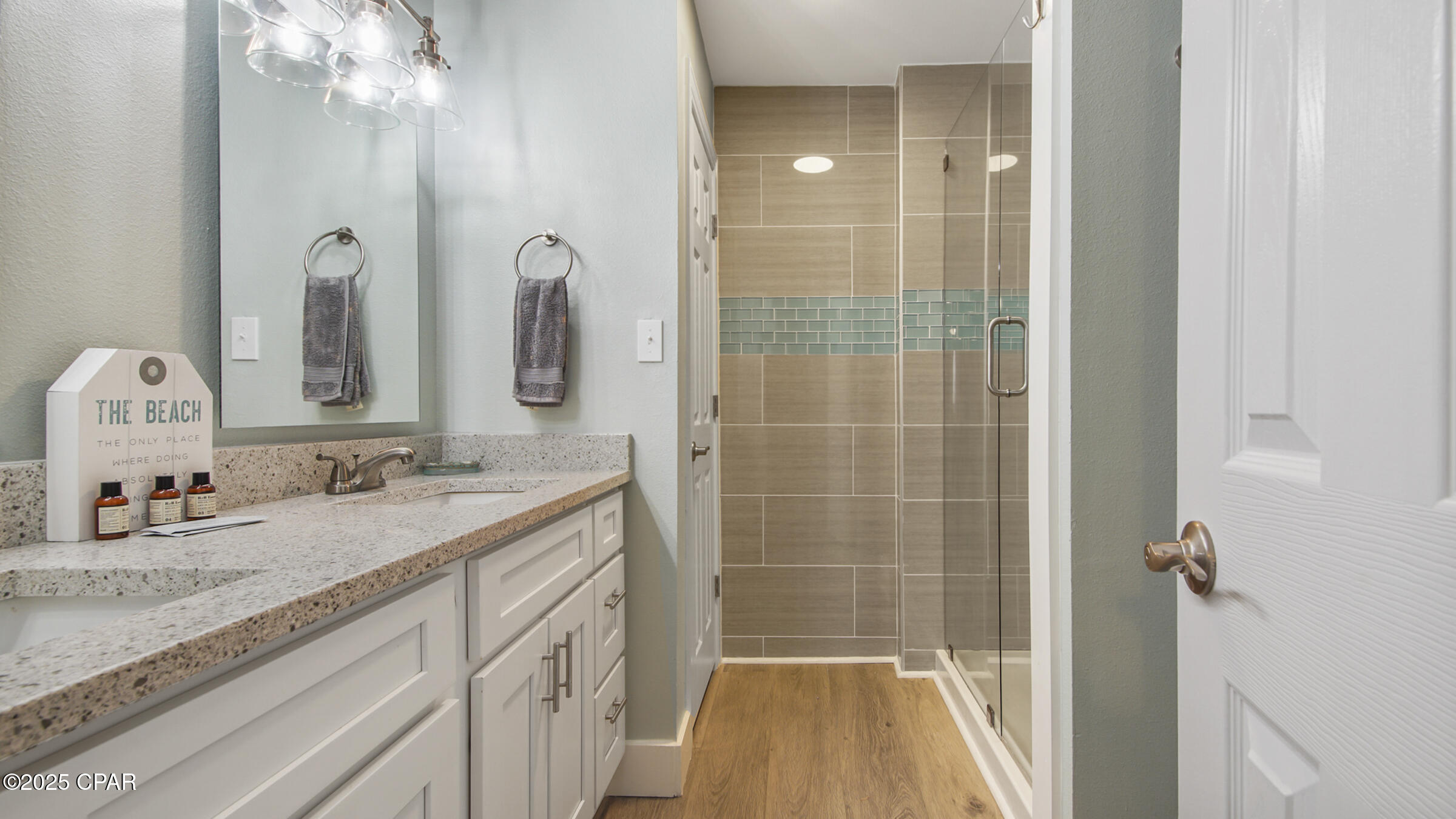 Image 51 For 654 Seacliff Drive 4