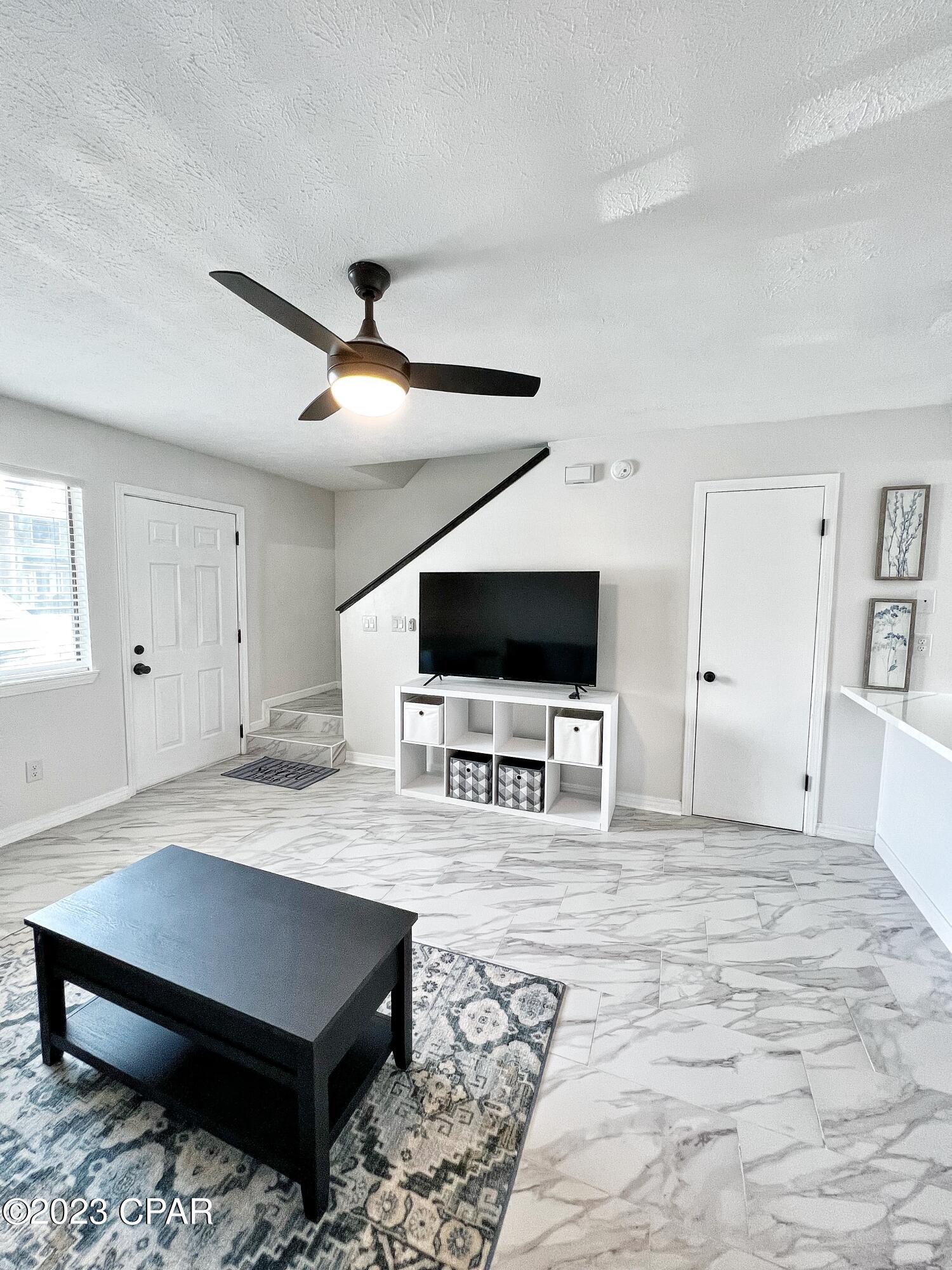 Aadfnqsxiotgzbm9i14na_hgxsdxjyonjqf6bj_9bg4