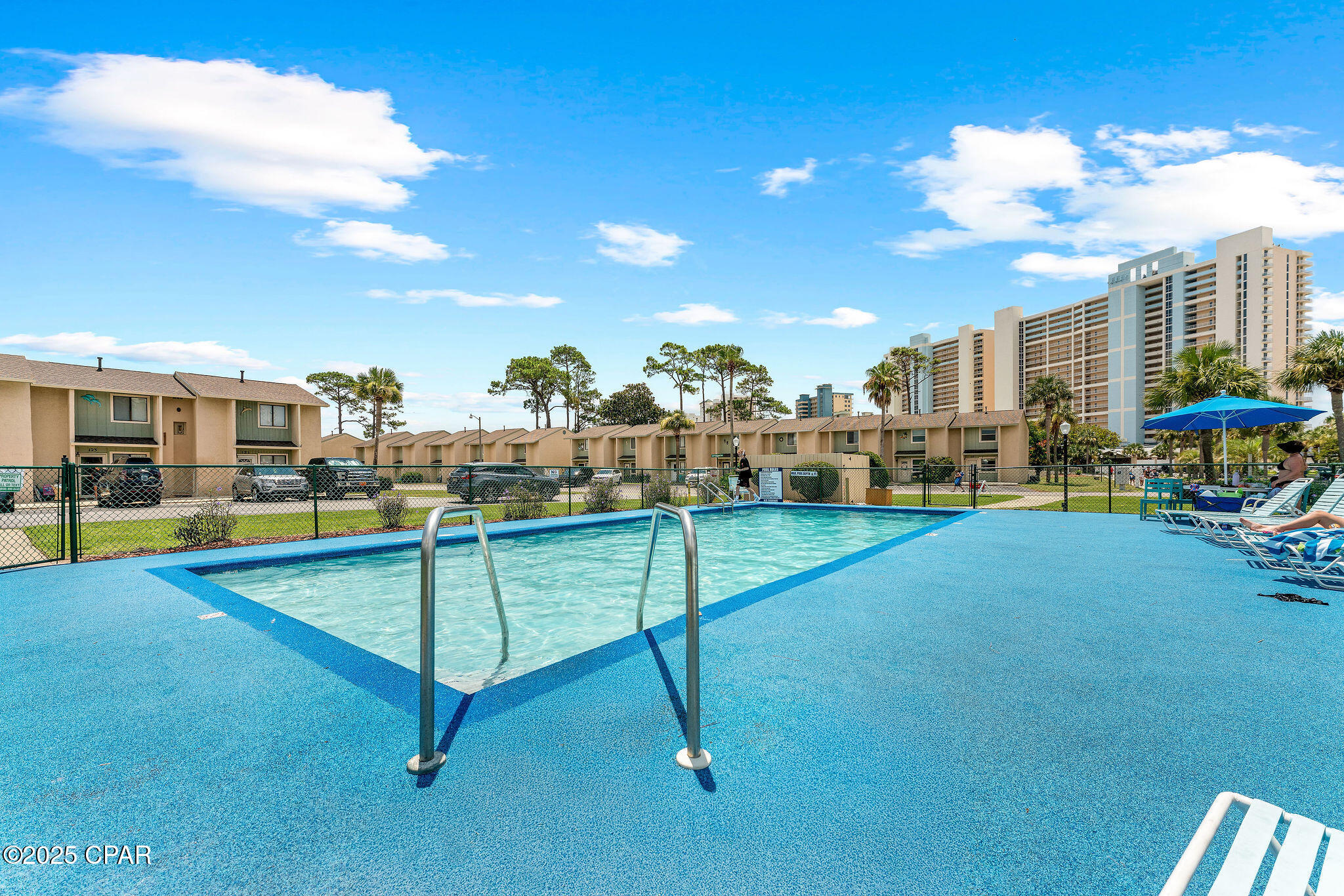 P9rwyzslhh7xc5_le_sw4eyz3nhcpdsnj_4avjdi1io