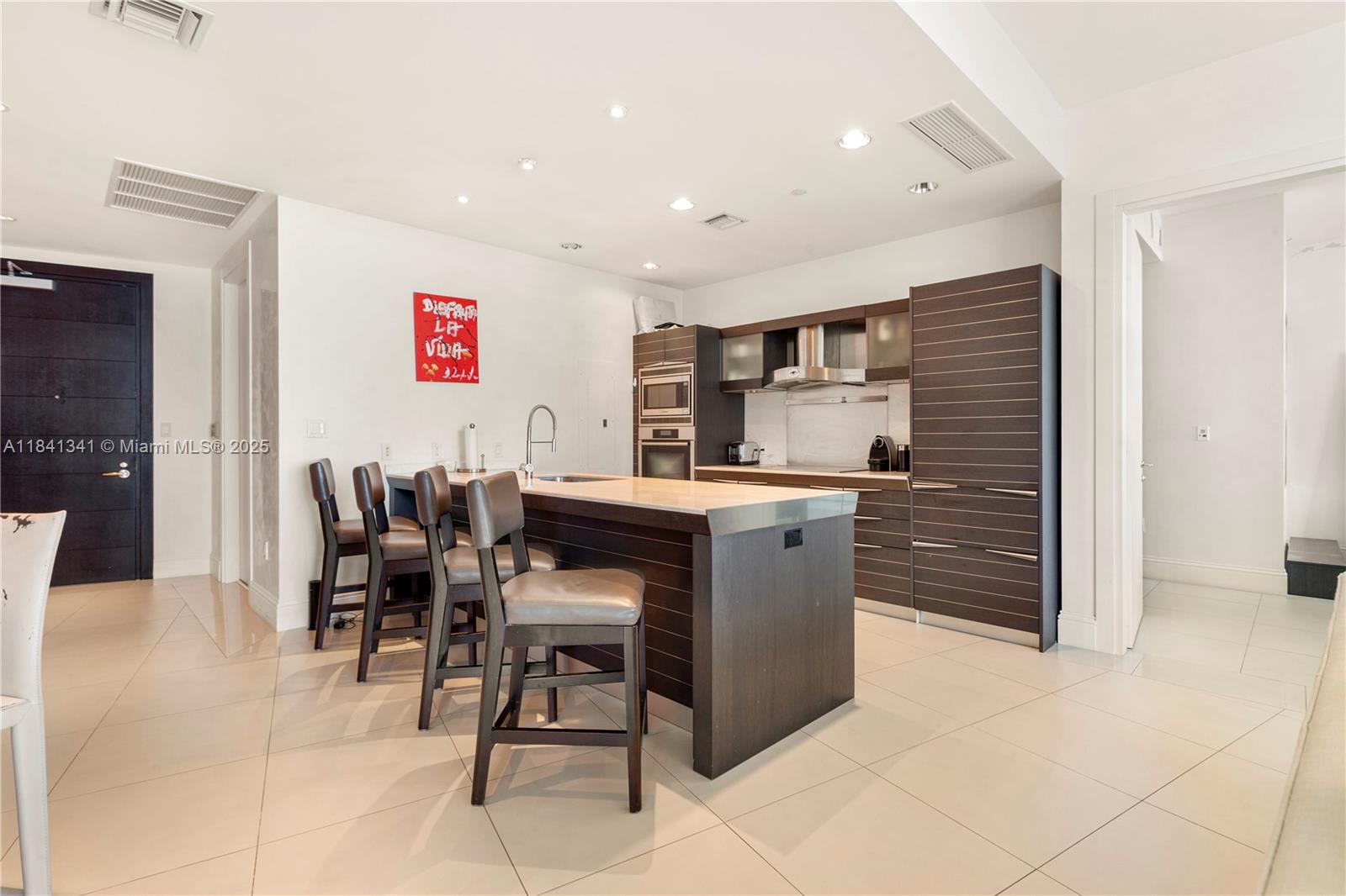 Property photo # 4