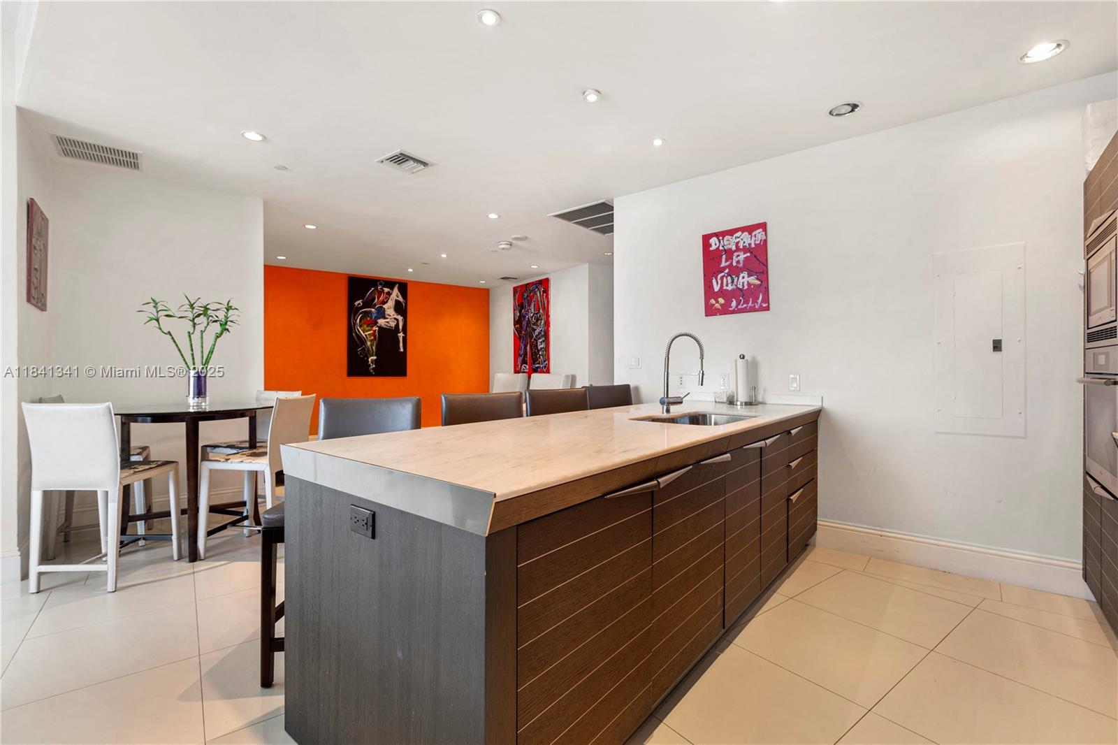 Property photo # 2