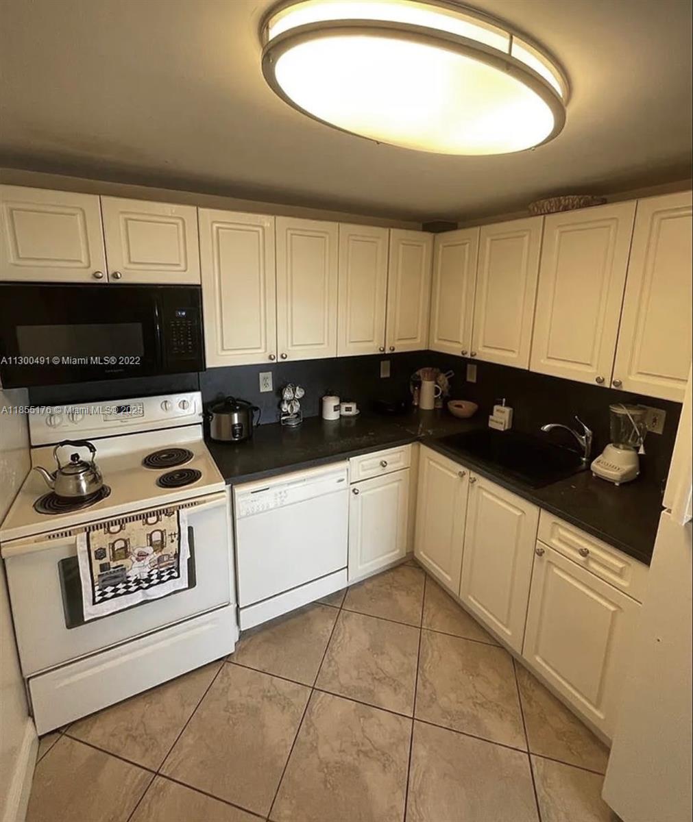 Property photo # 6