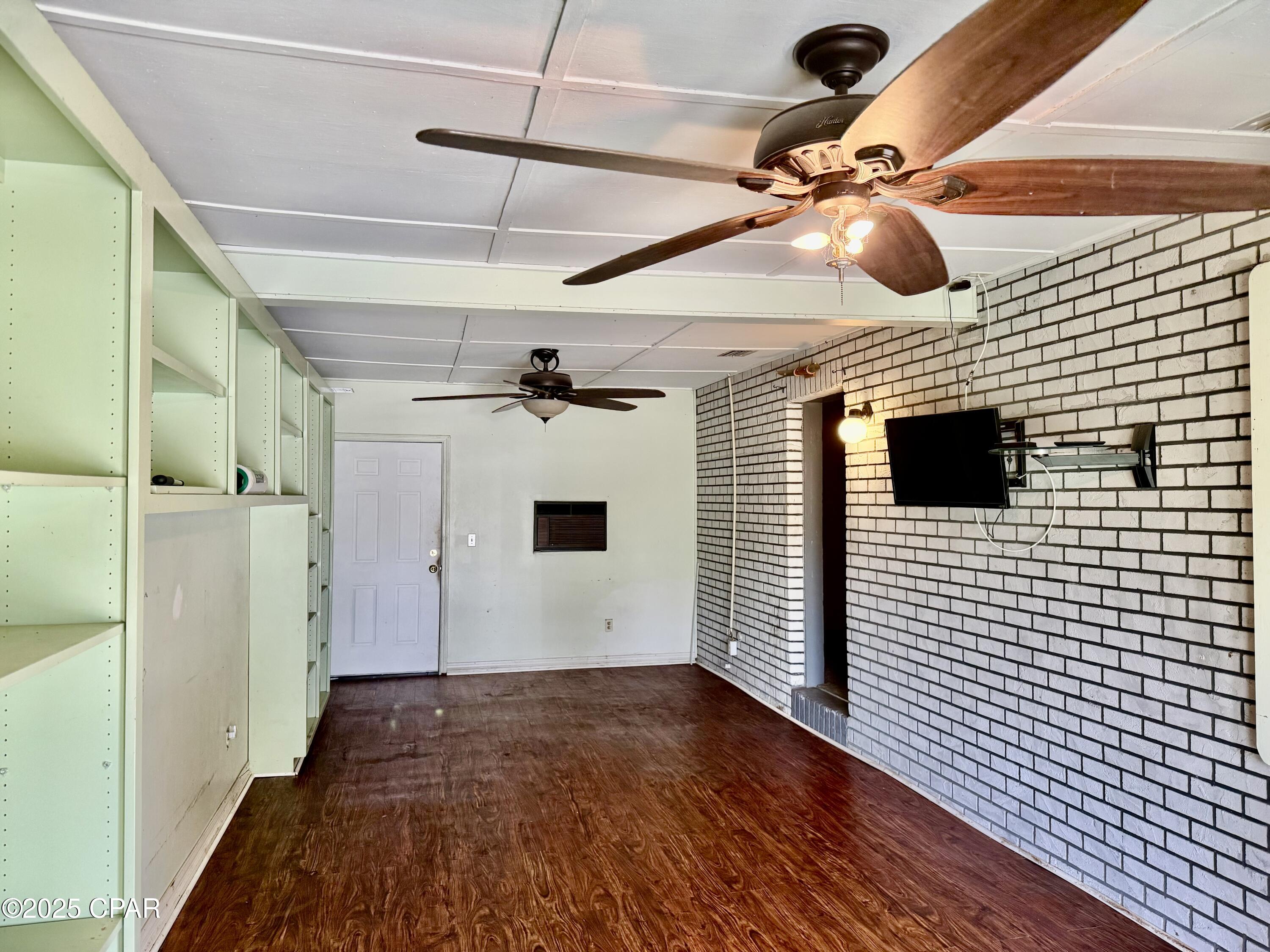 Image 6 For 4908 Meadow Street