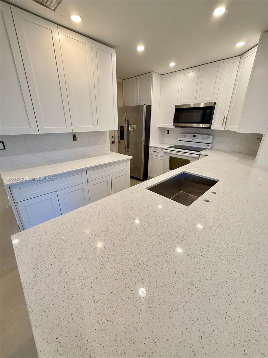 Property photo # 8