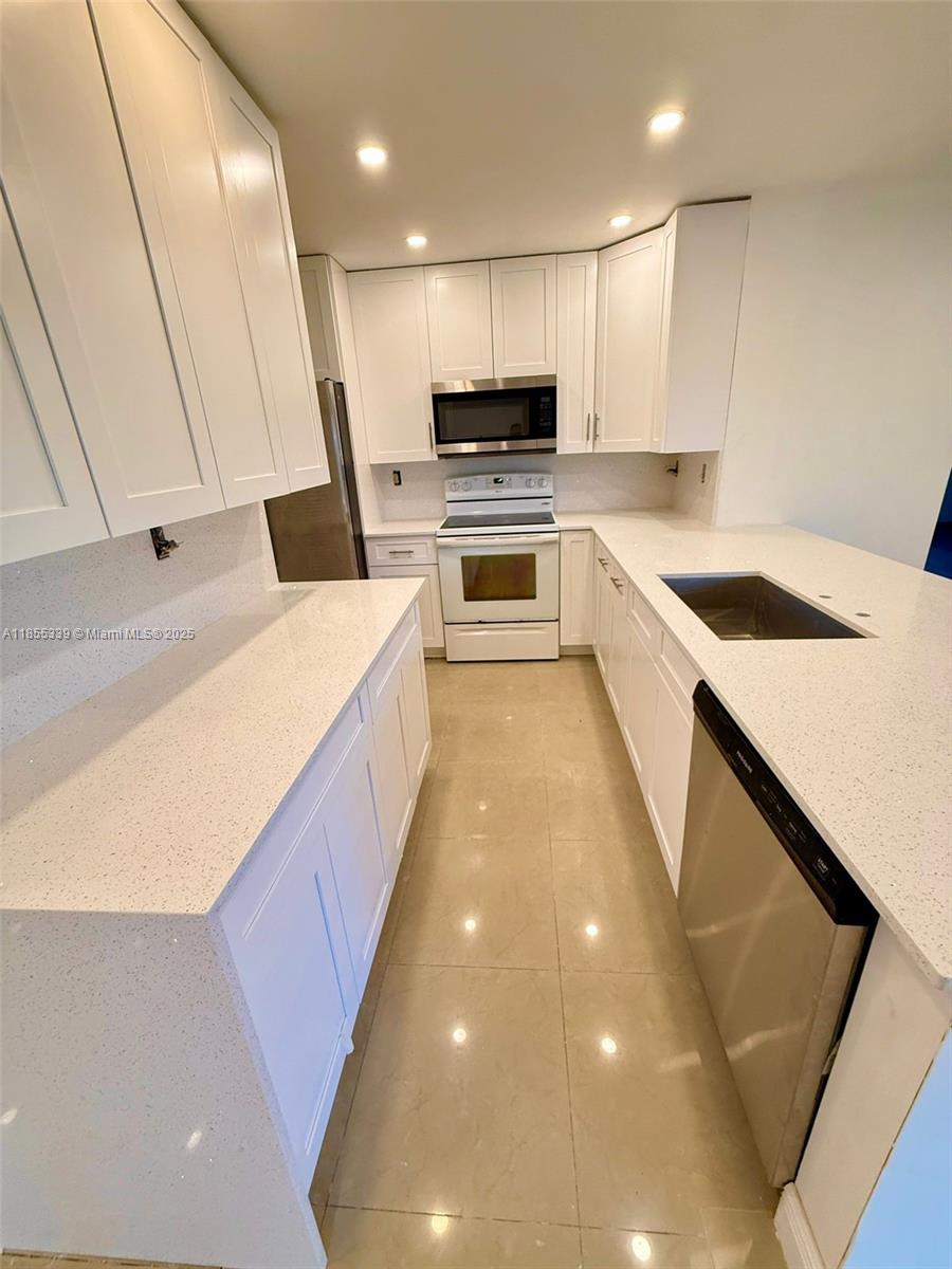 Property photo # 4