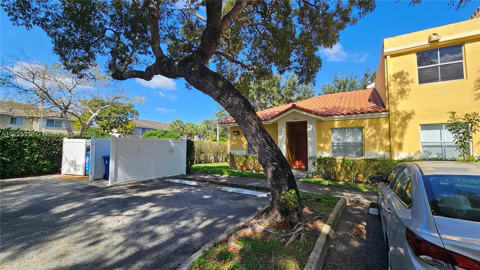 Property photo # 3