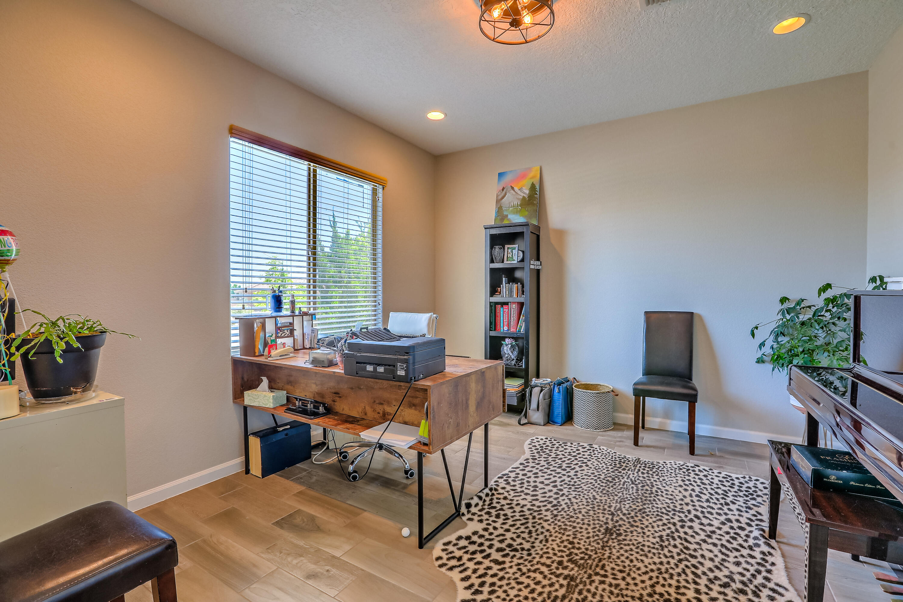 1709 TENT ROCKS Drive NW 