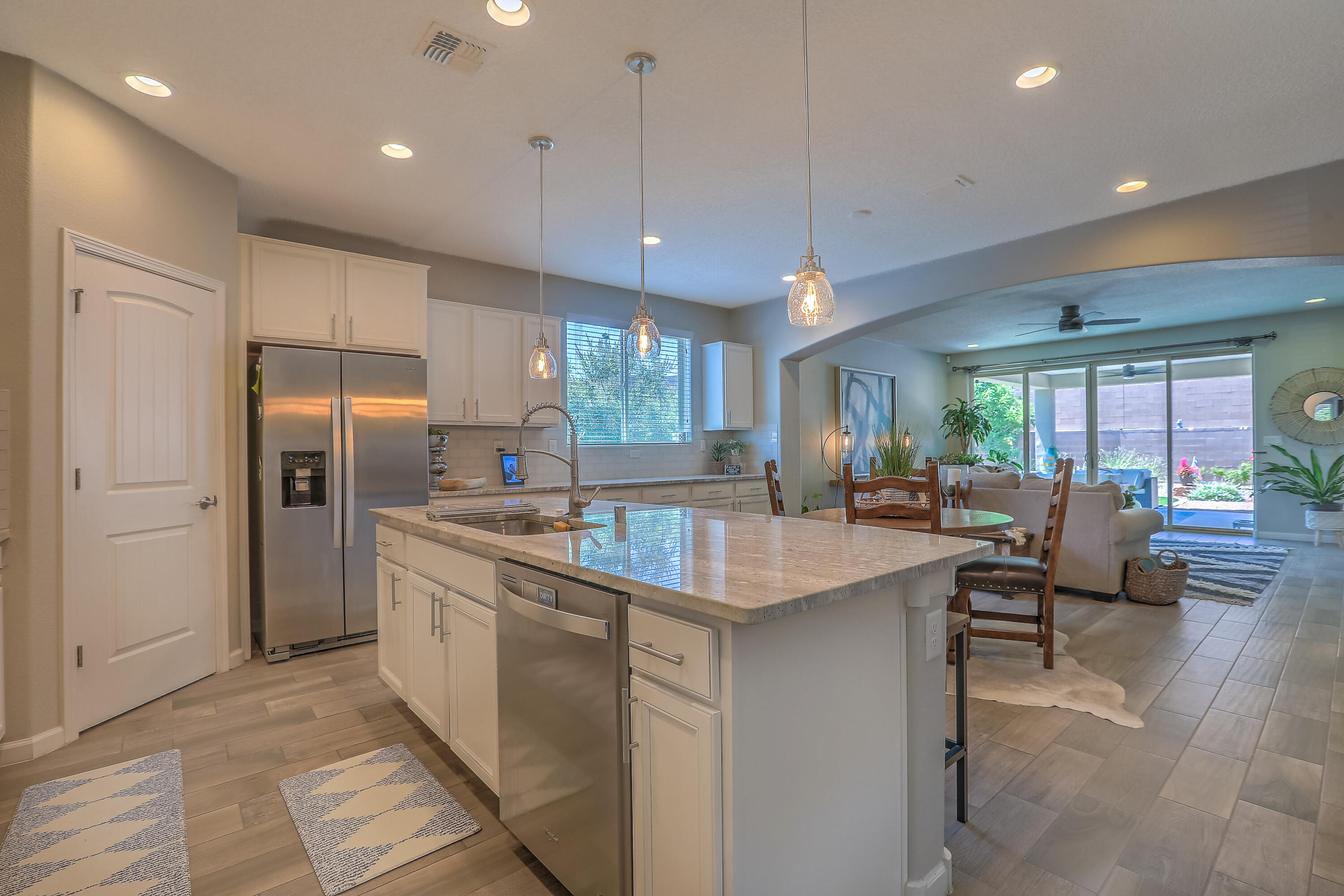 1709 TENT ROCKS Drive NW 