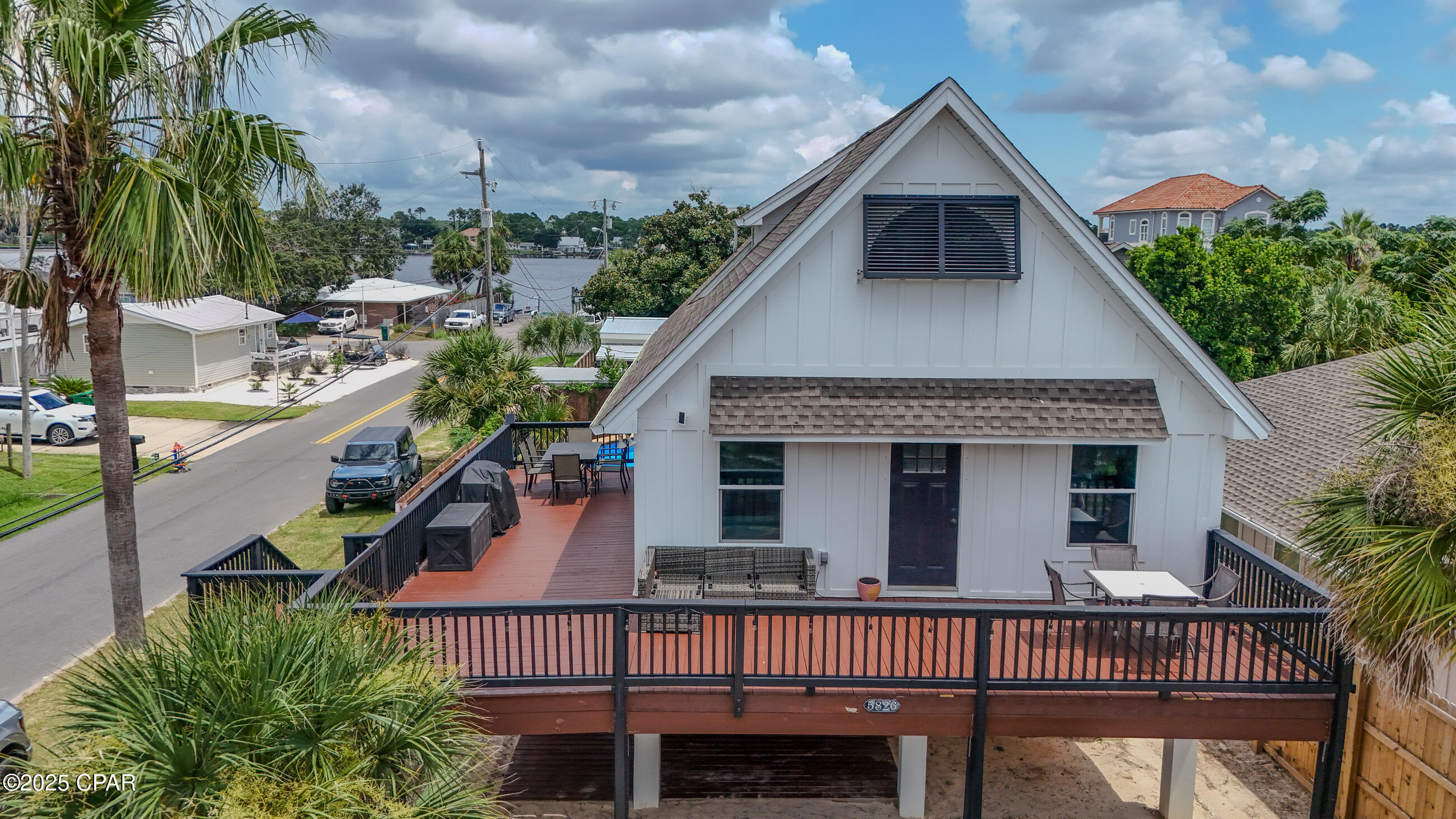 Image 1 For 5826 Hilltop Avenue