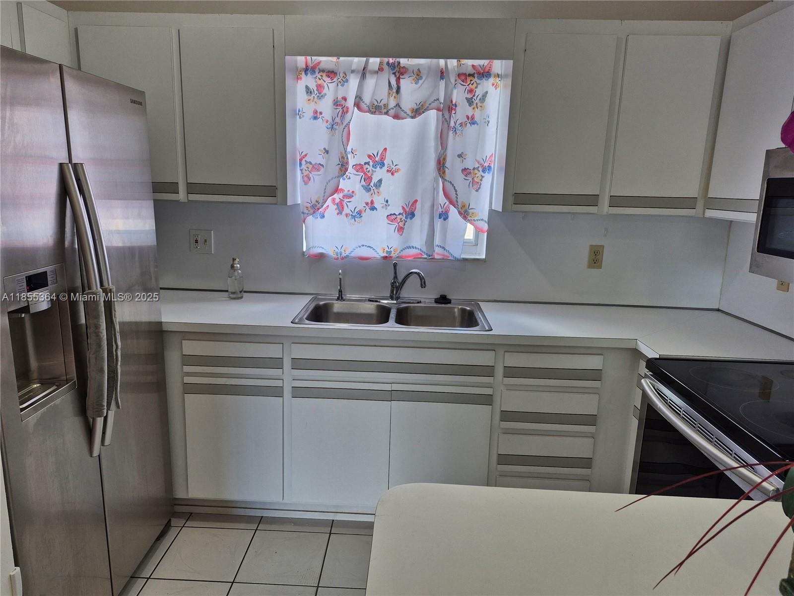 Property photo # 9