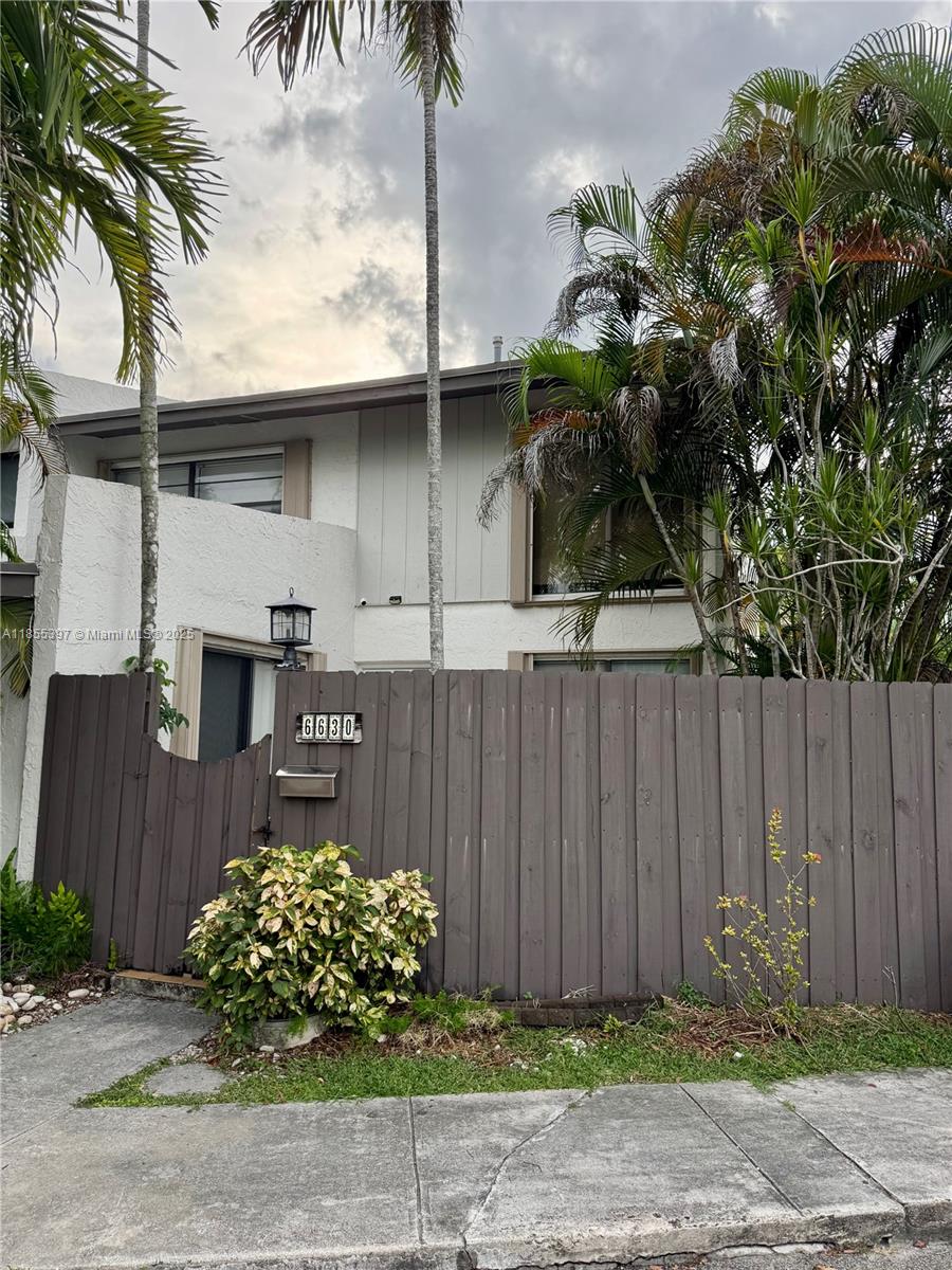 Property photo # 0