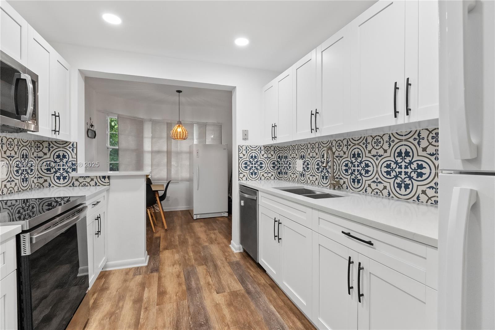 Property photo # 8