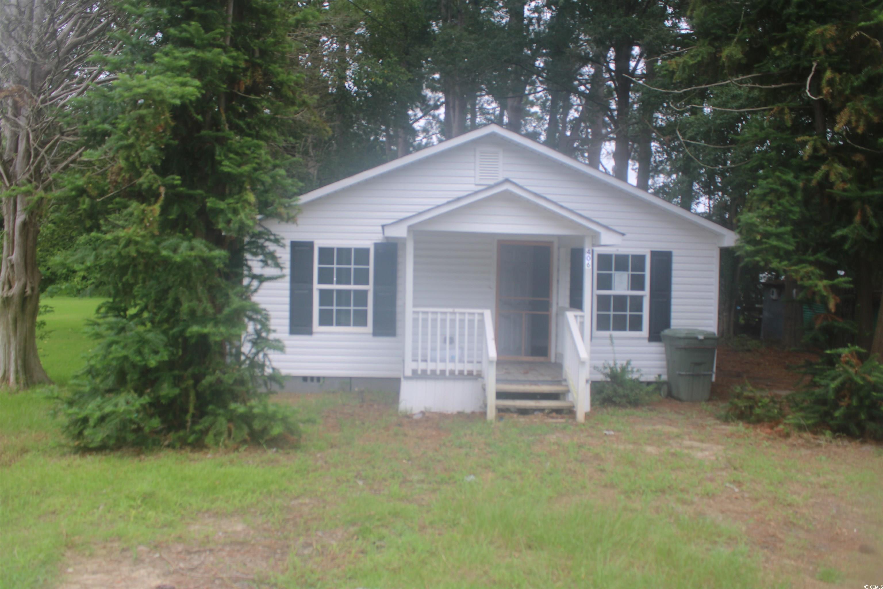406 Stewart St Dillon, SC 29536