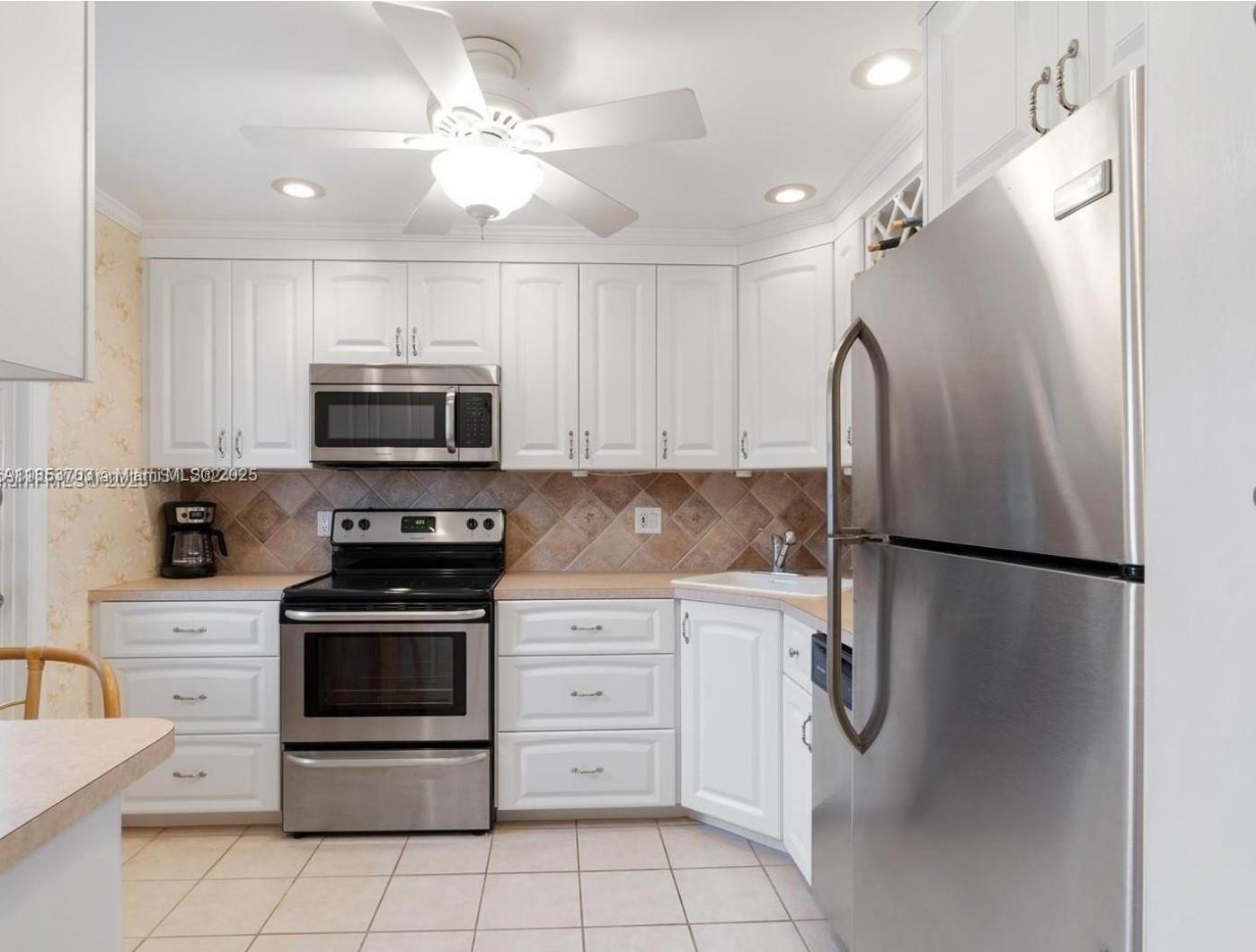 Property photo # 9