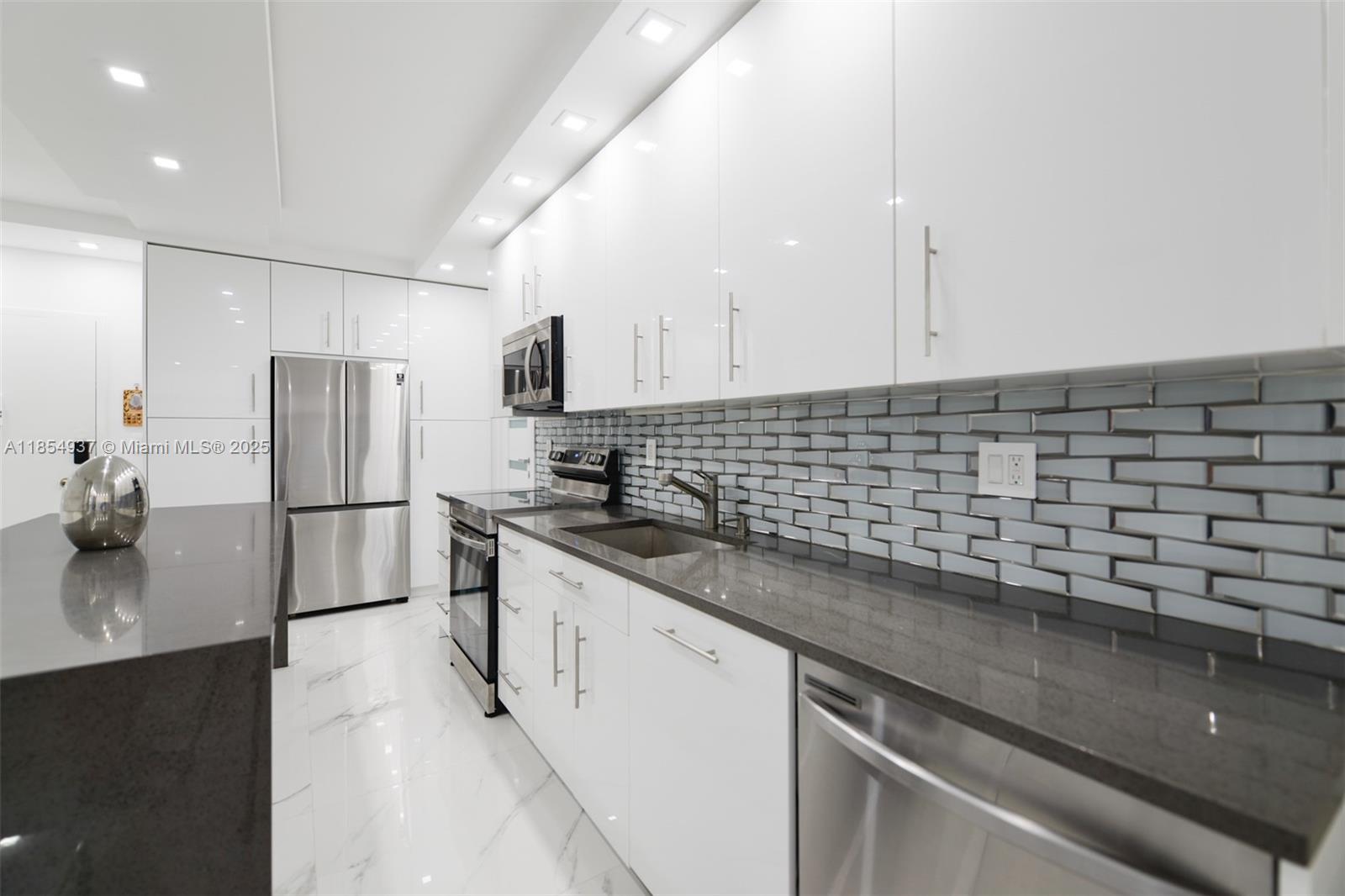 Property photo # 8